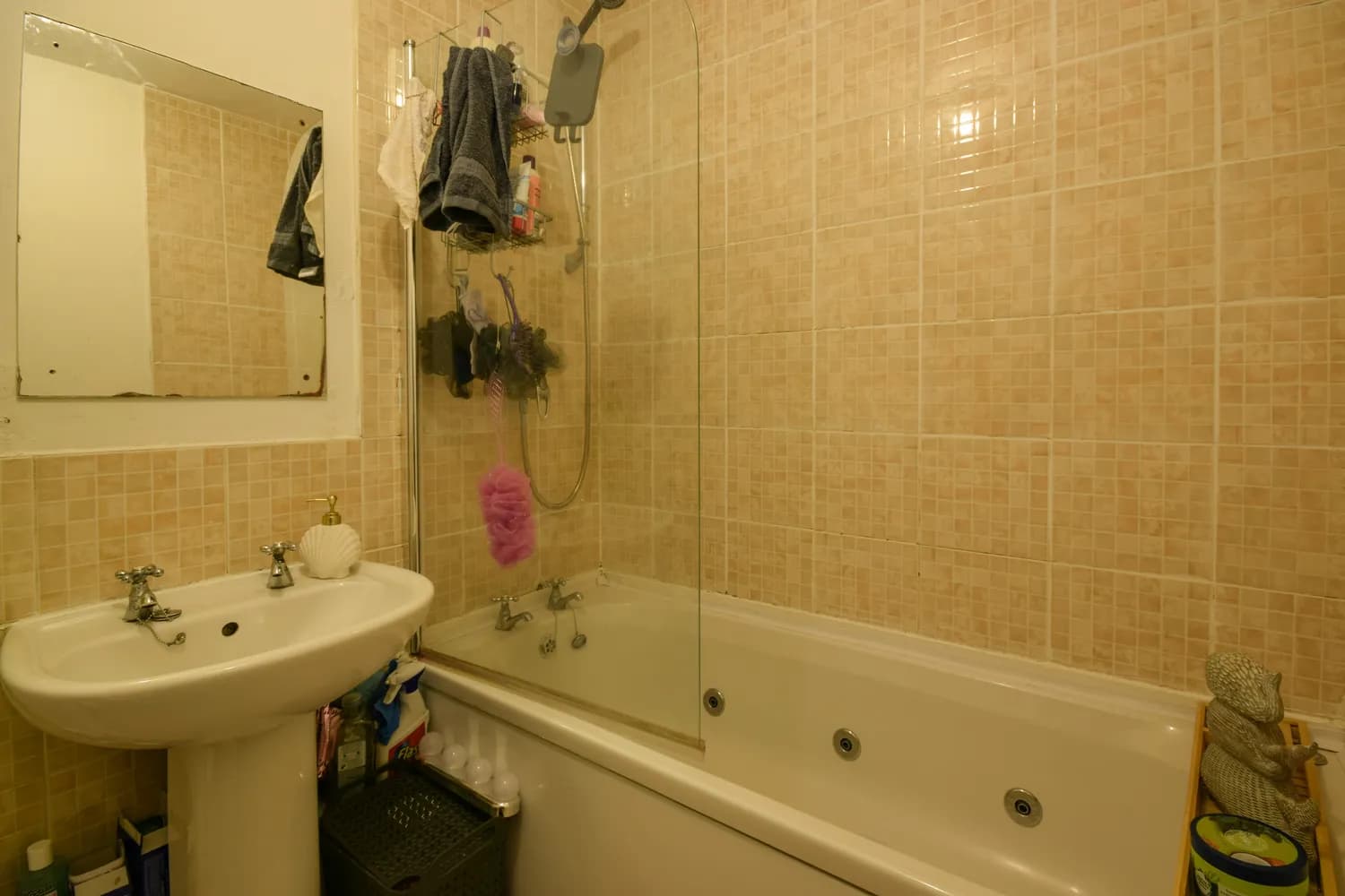 property photo 7 of 17