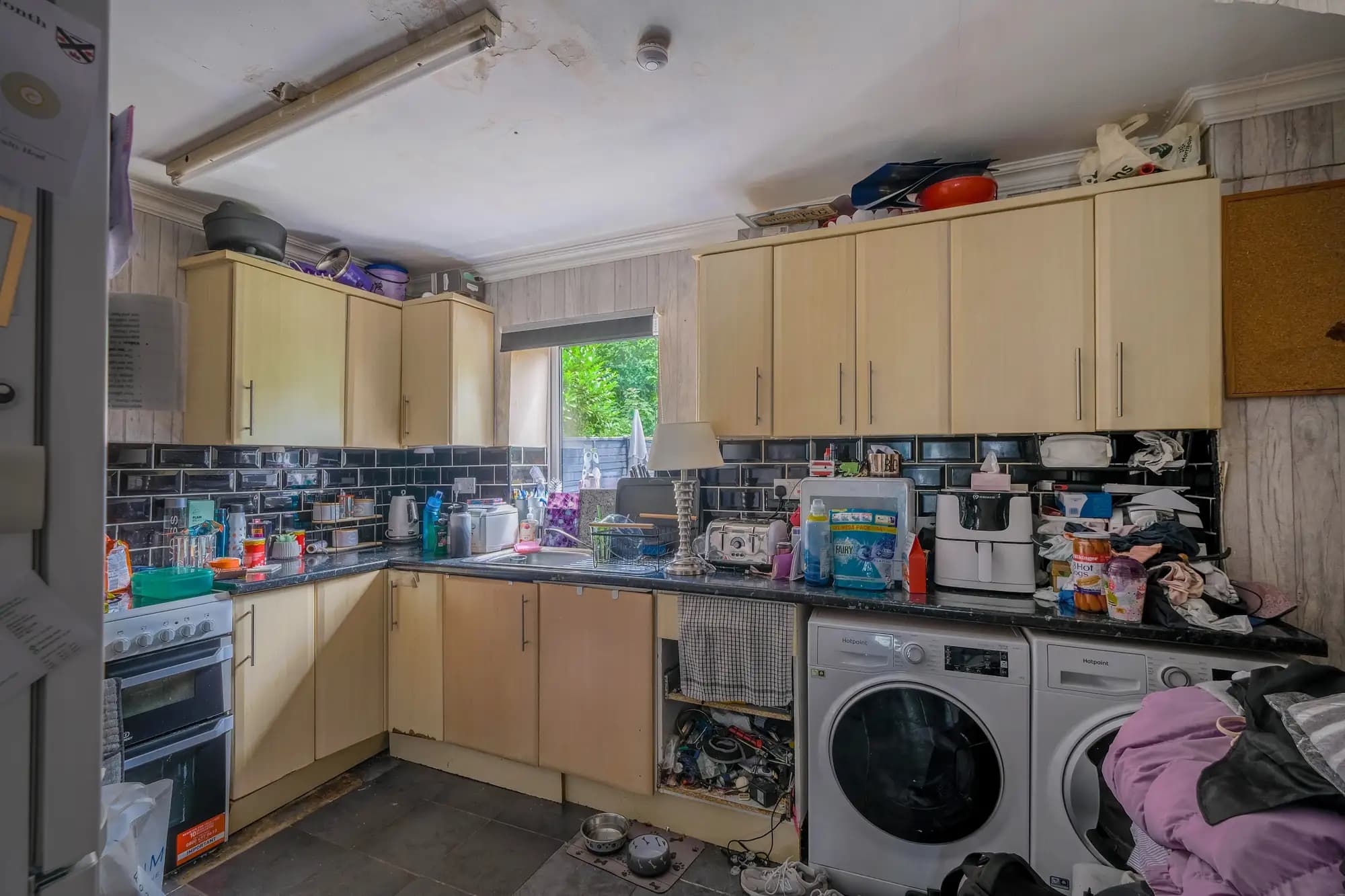 property photo 5 of 20