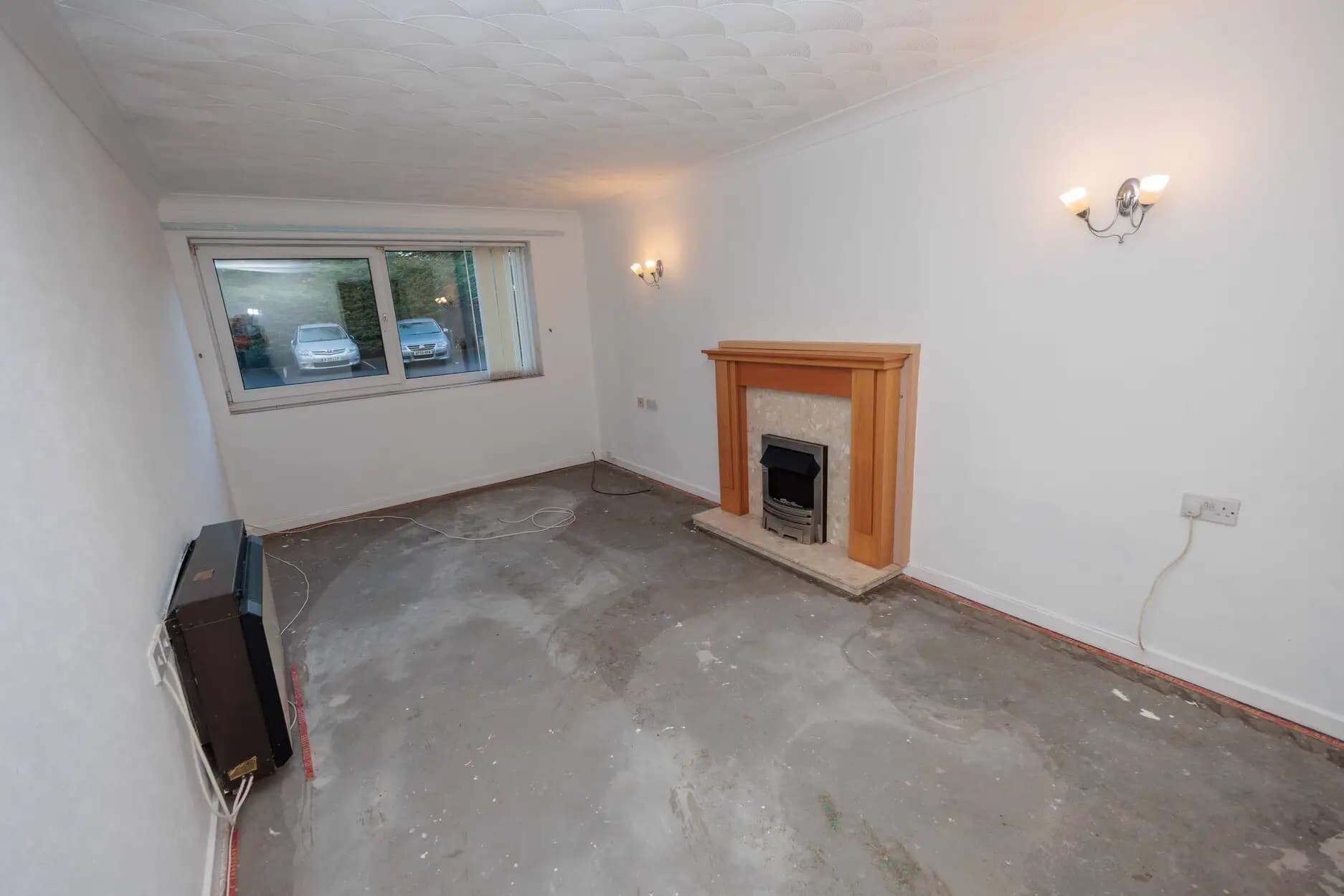property photo 11 of 13