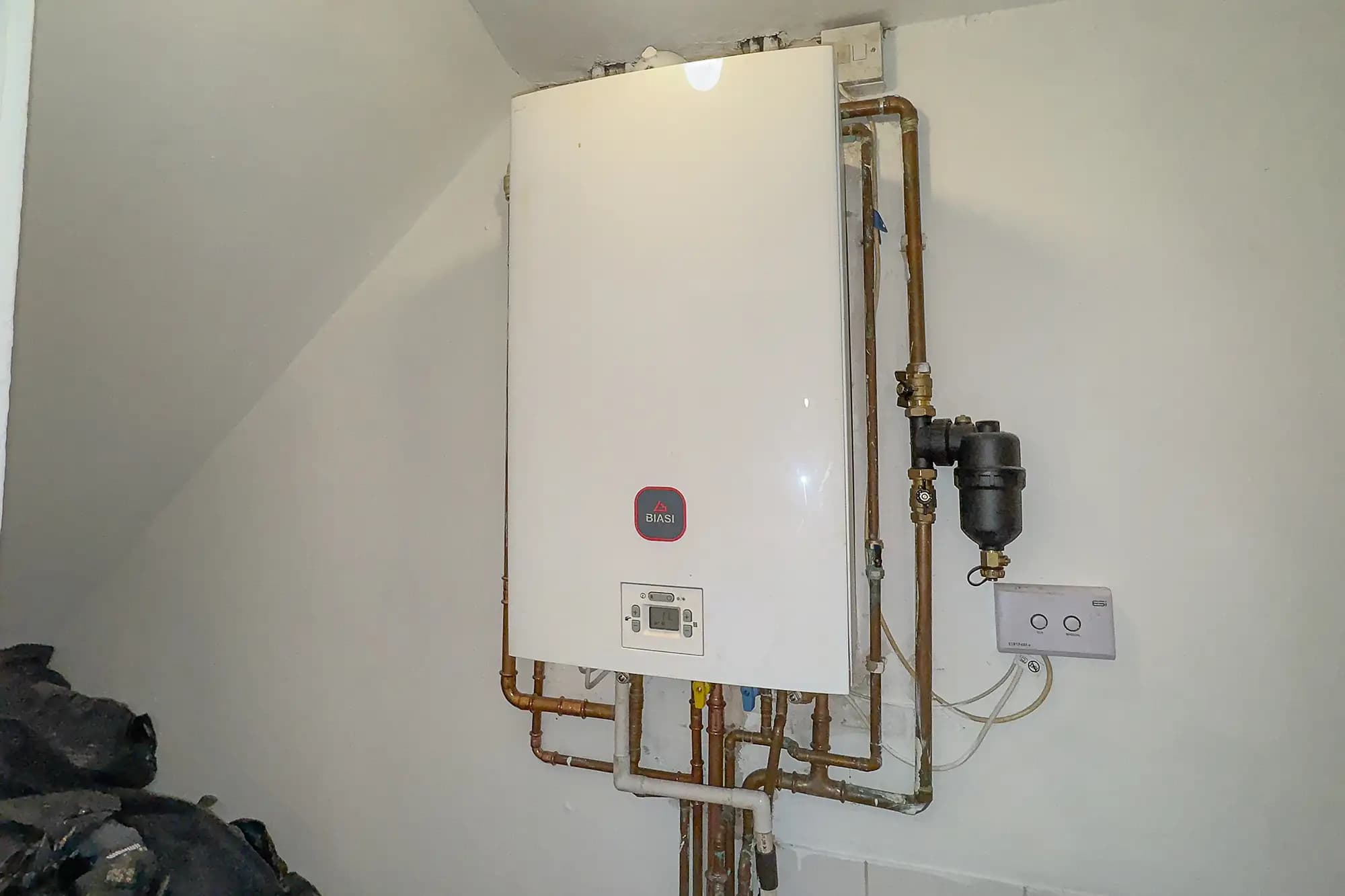 property photo 14 of 17