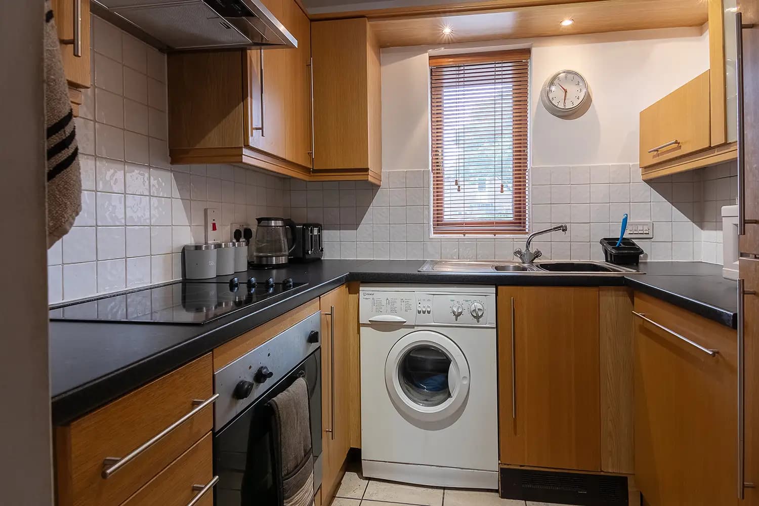property photo 8 of 17