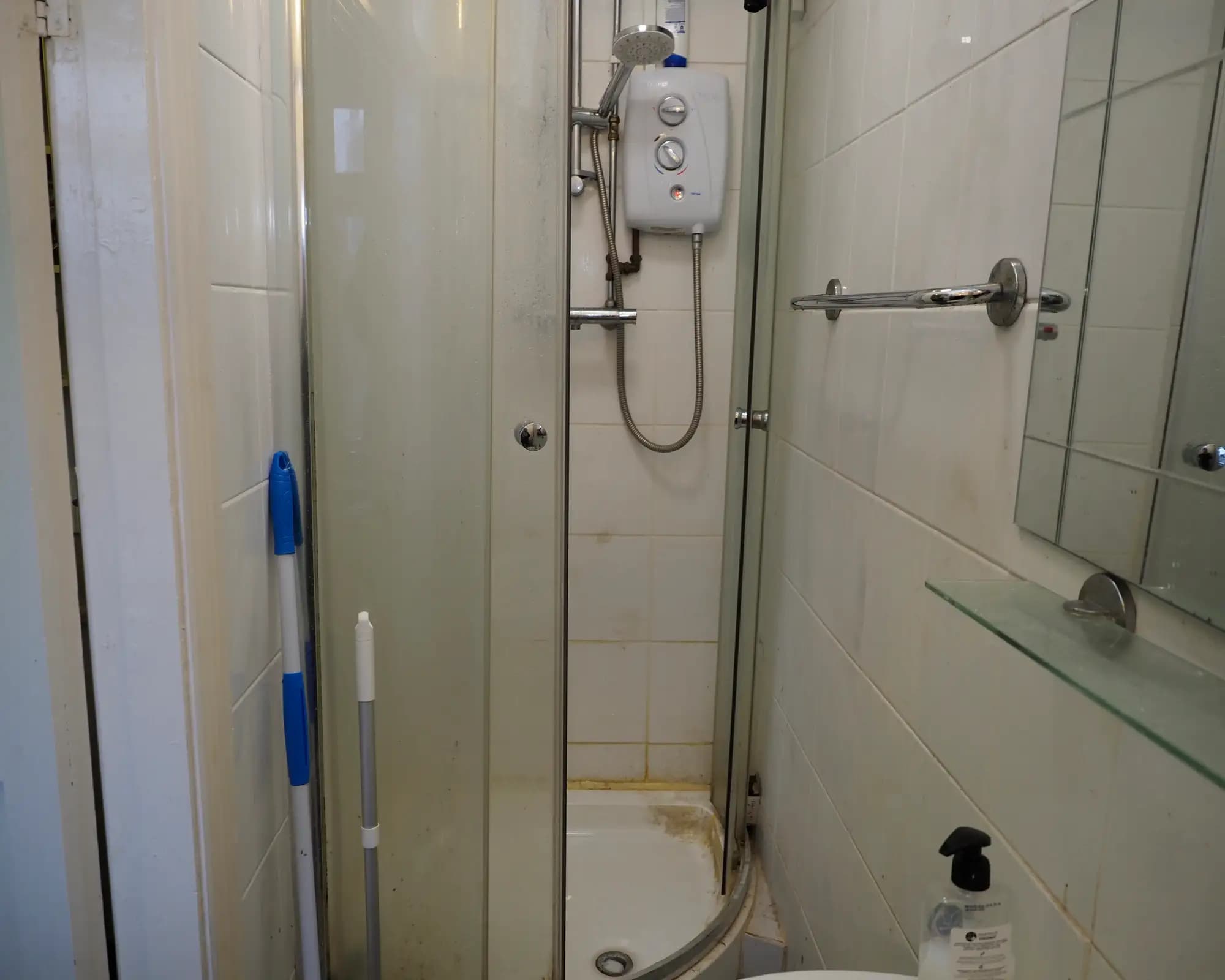 property photo 11 of 23