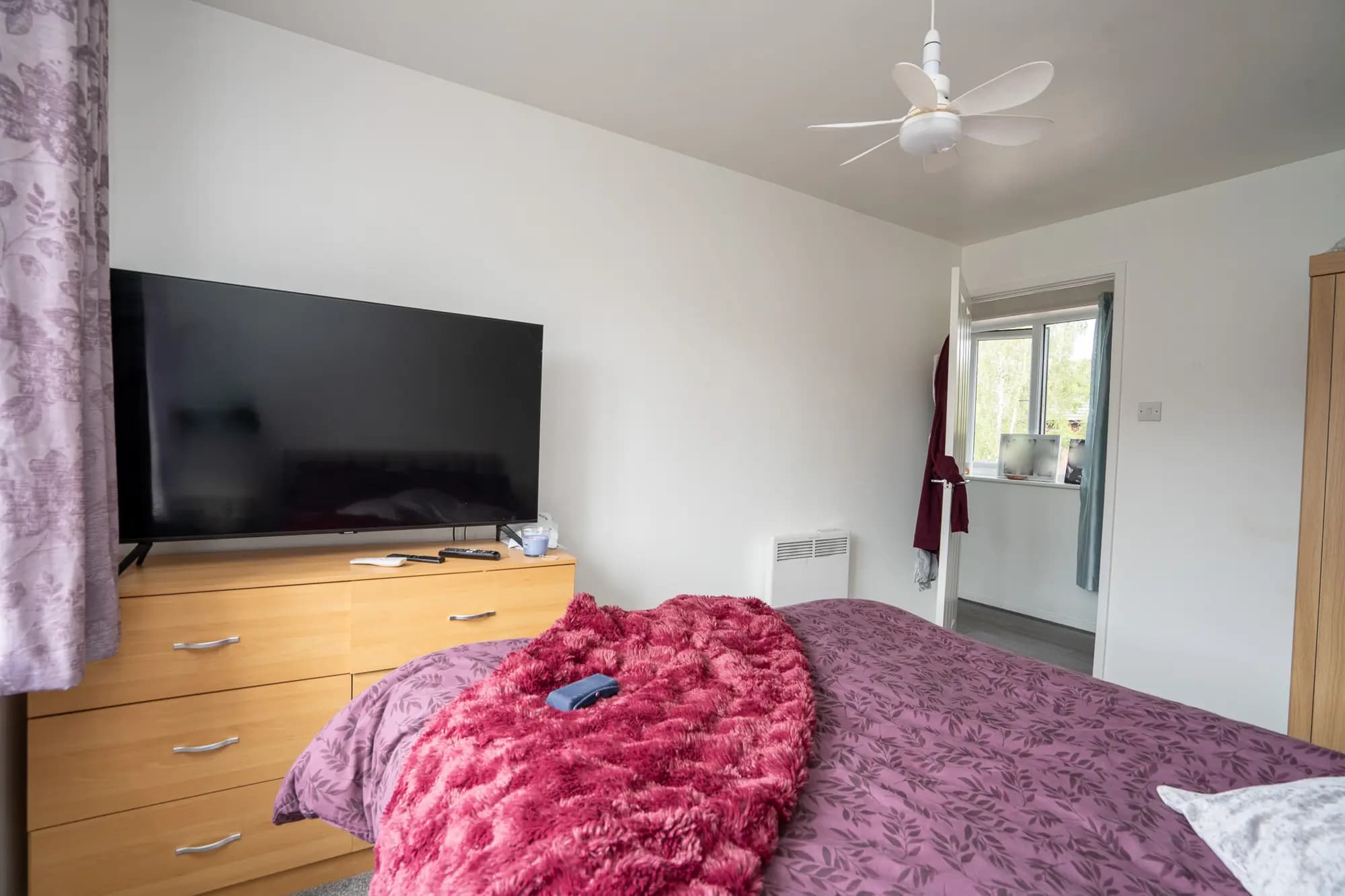 property photo 11 of 18