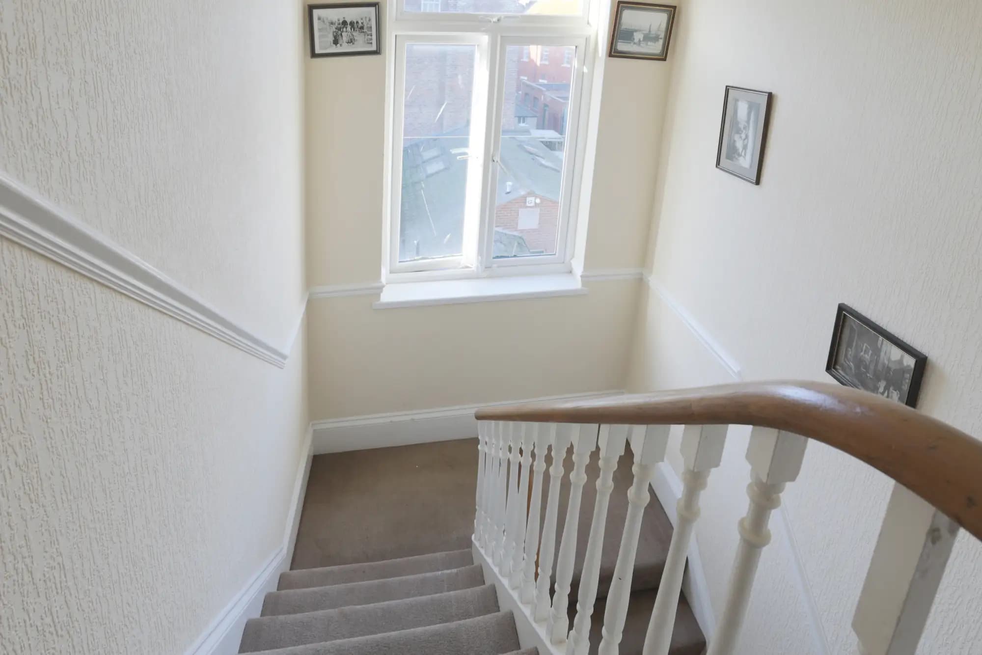 property photo 13 of 20