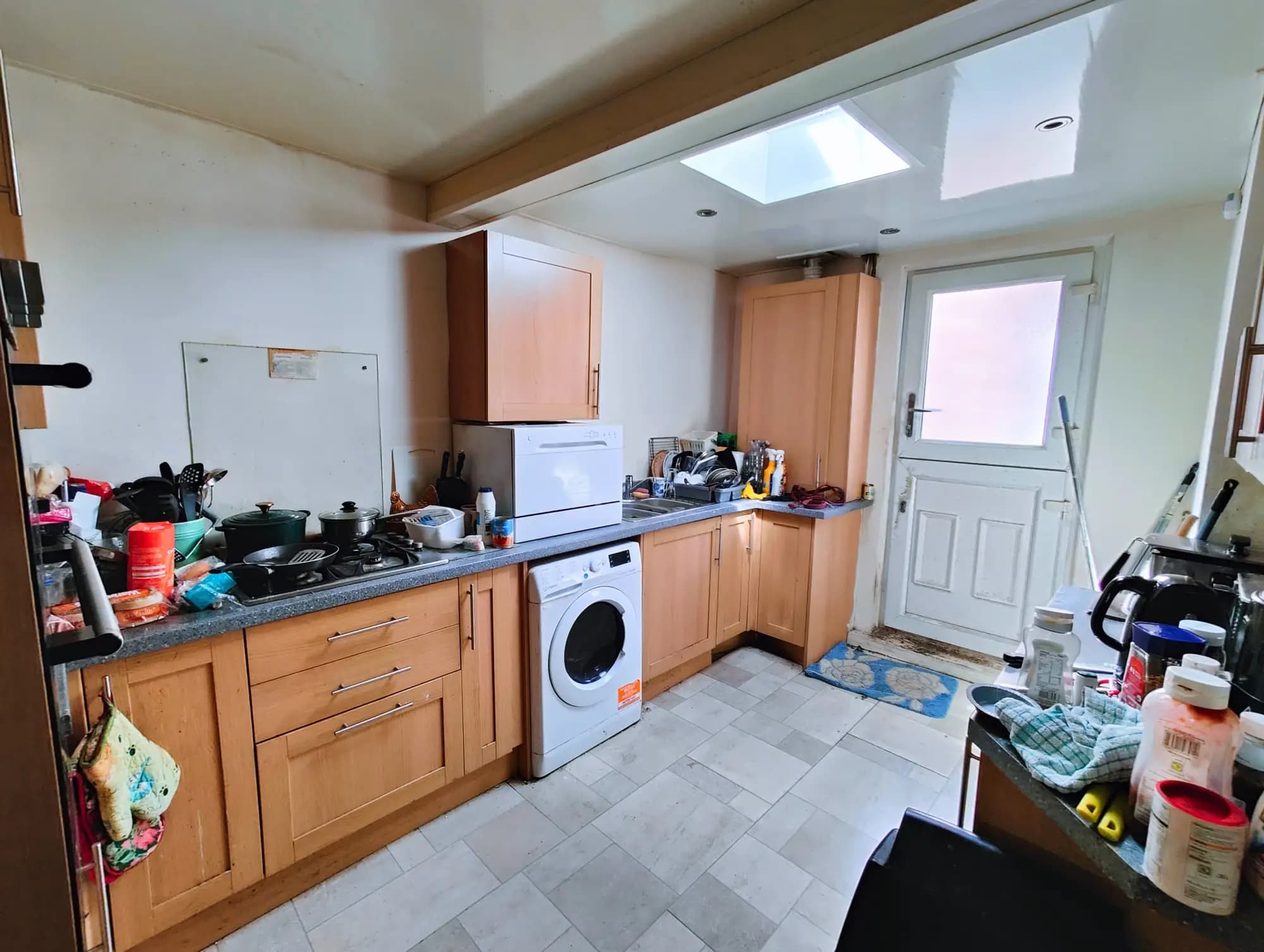 property photo 4 of 17