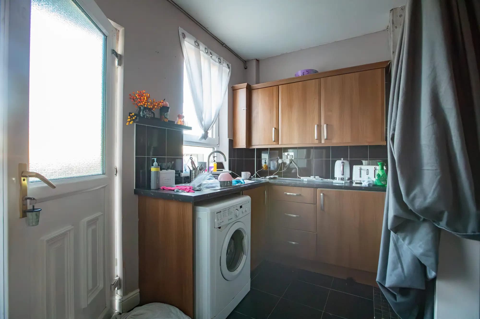 property photo 7 of 20