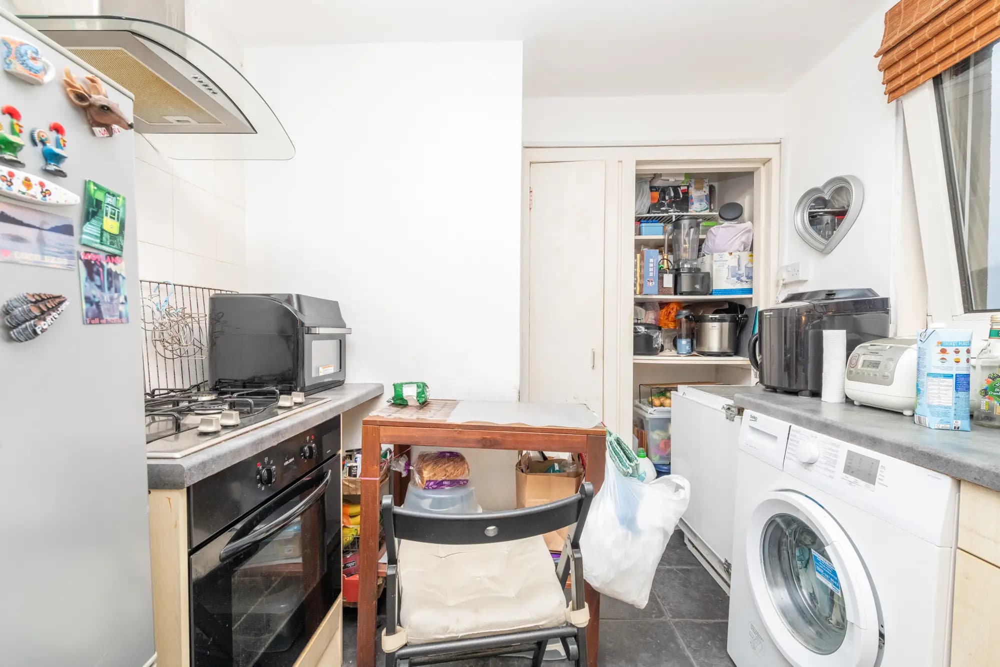 property photo 9 of 27