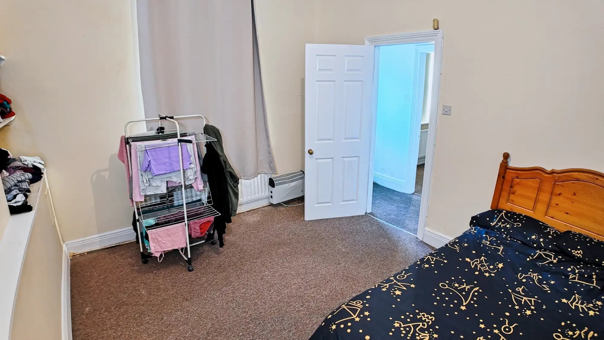 property photo 9 of 13