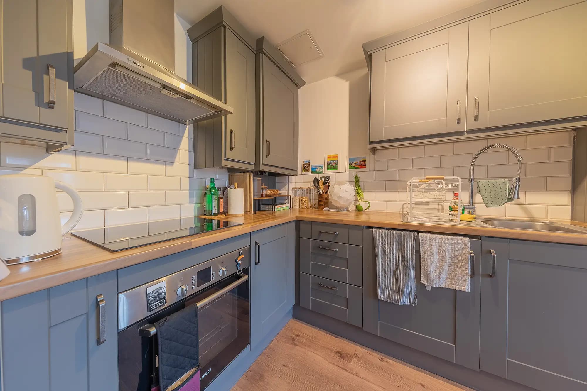 property photo 4 of 17