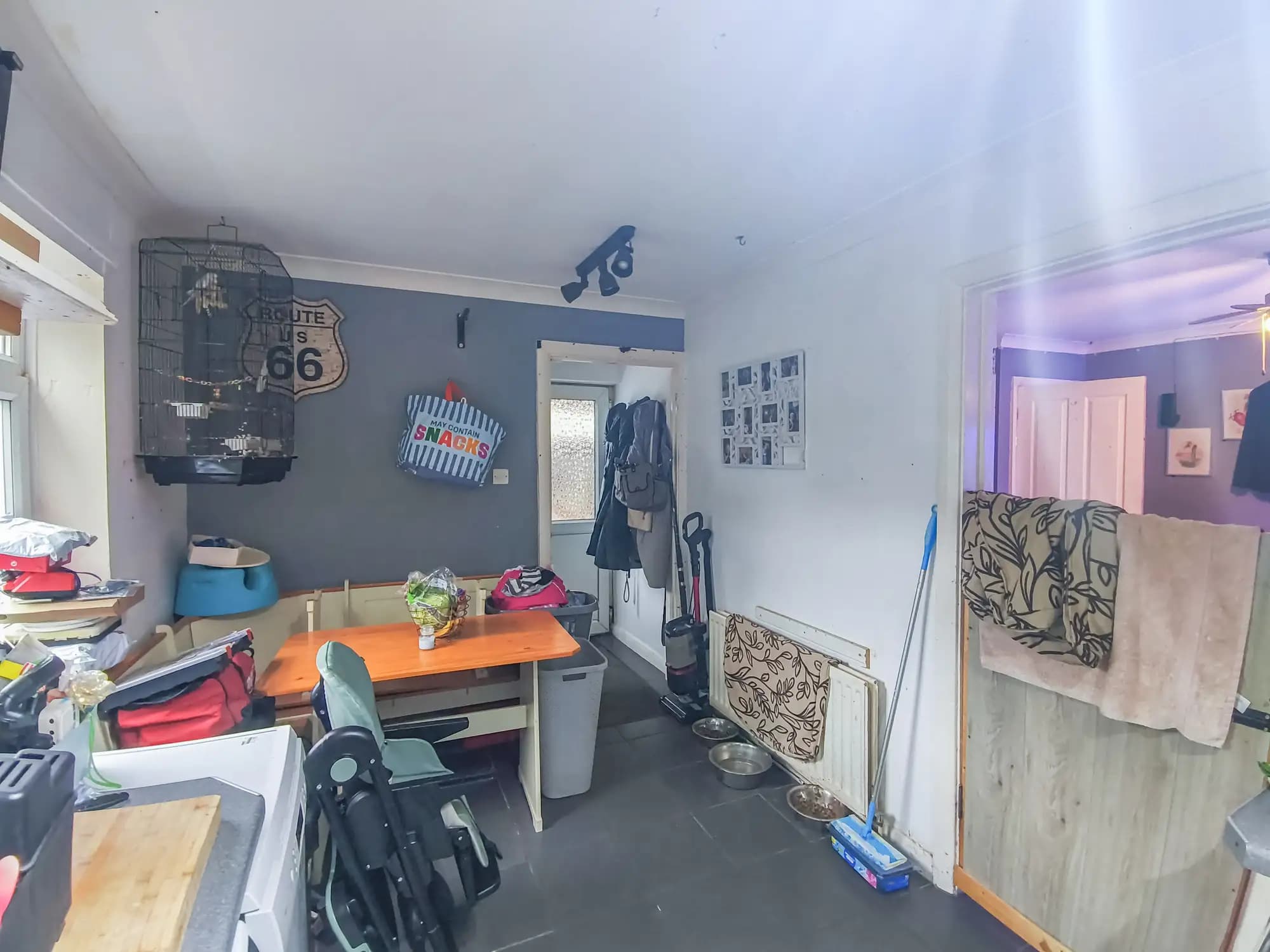 property photo 5 of 18