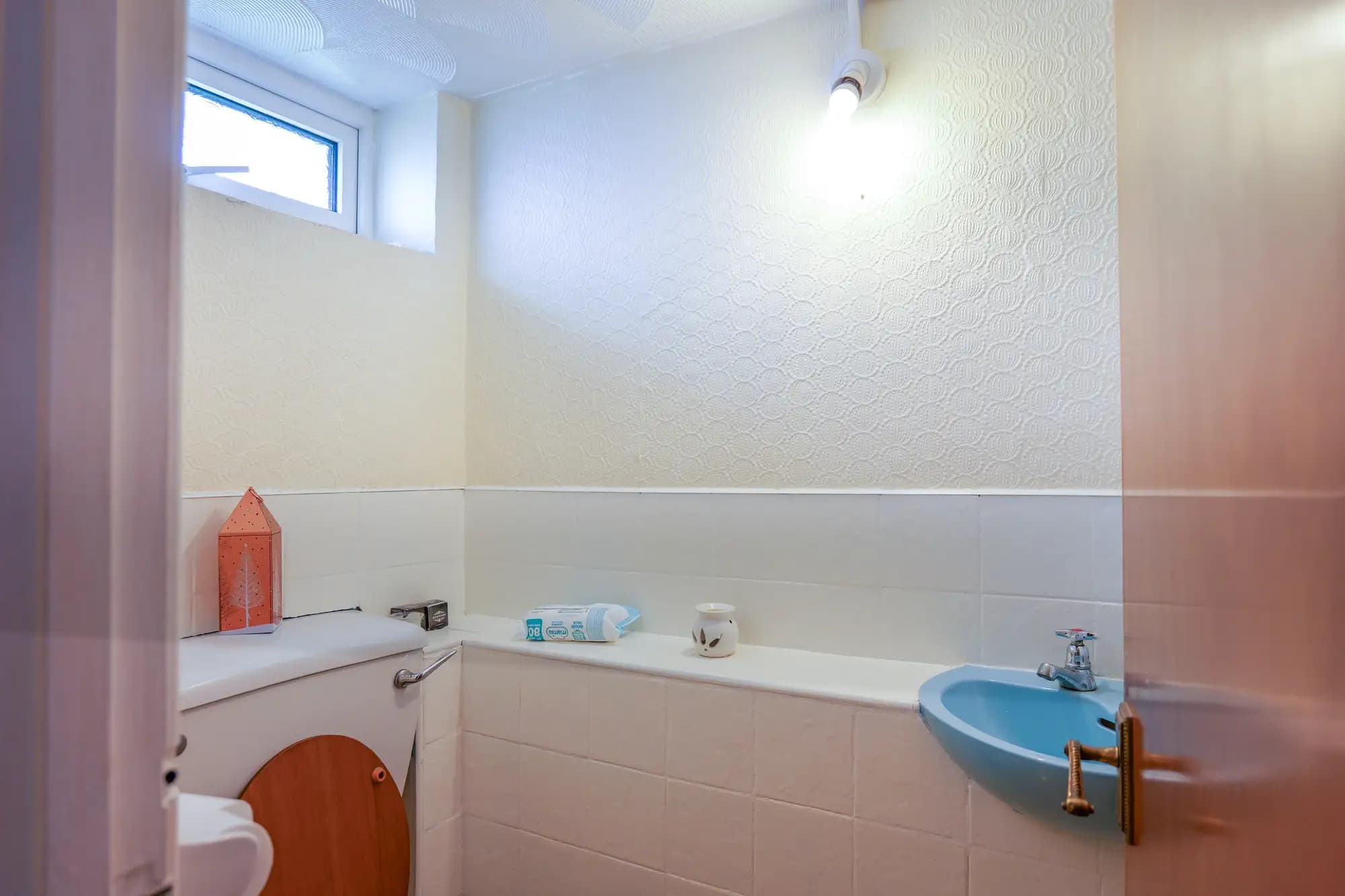 property photo 7 of 25