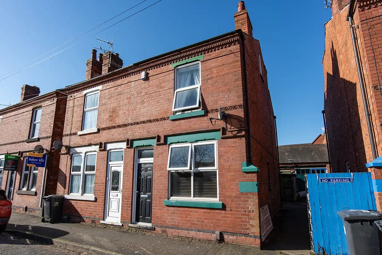 property photo 19 of 21