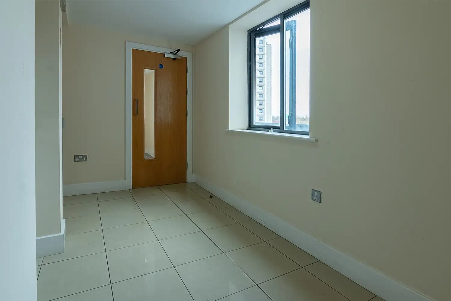 property photo 22 of 30