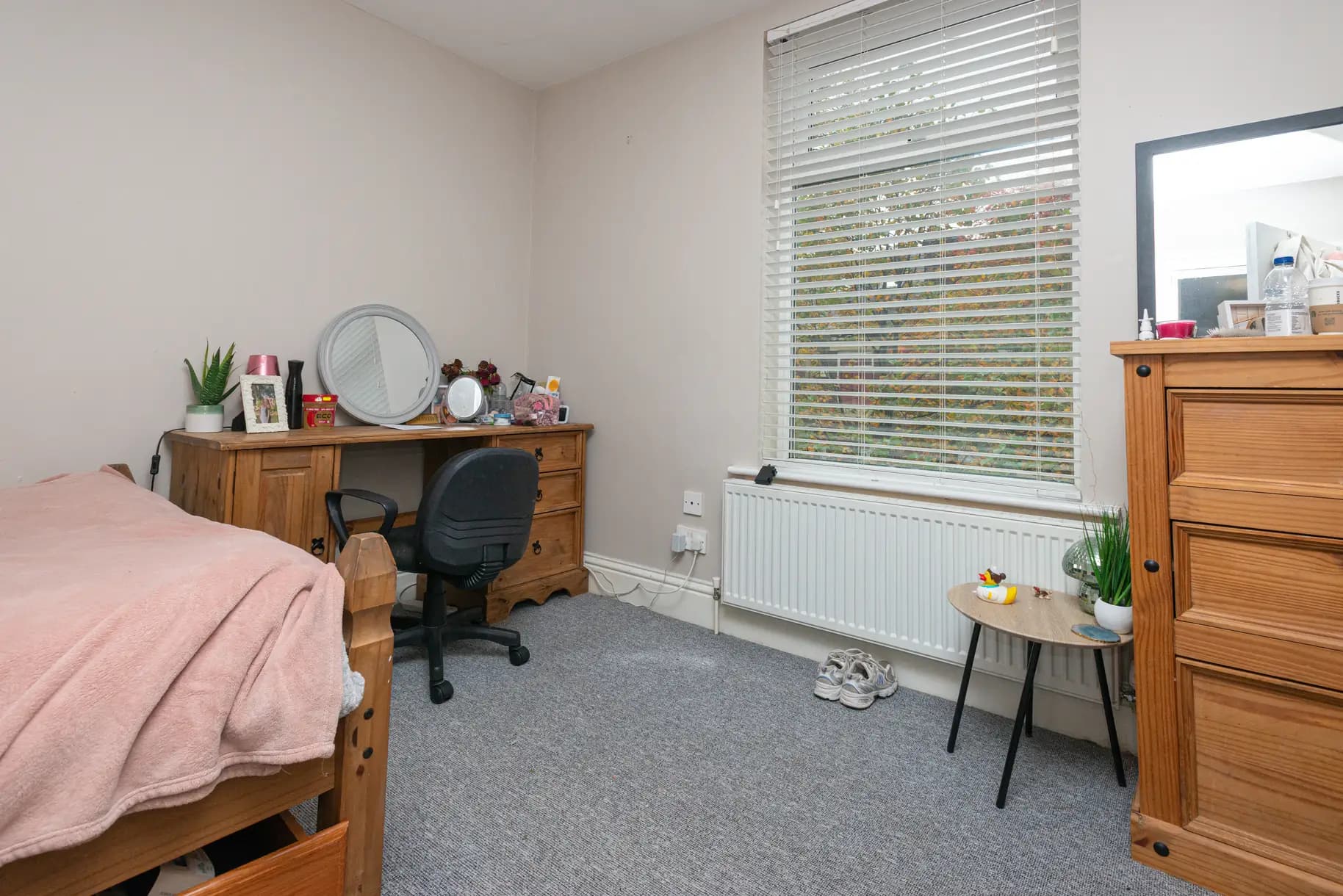 property photo 18 of 29