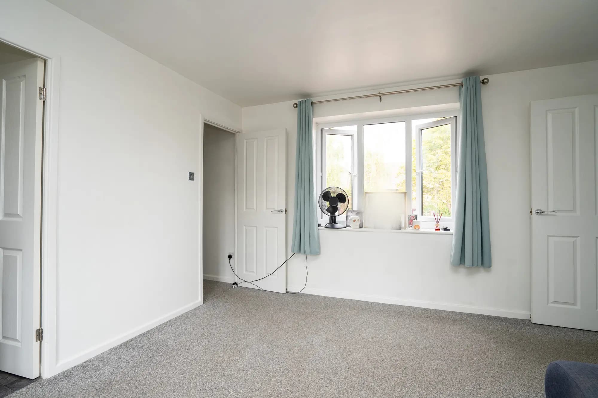 property photo 16 of 18