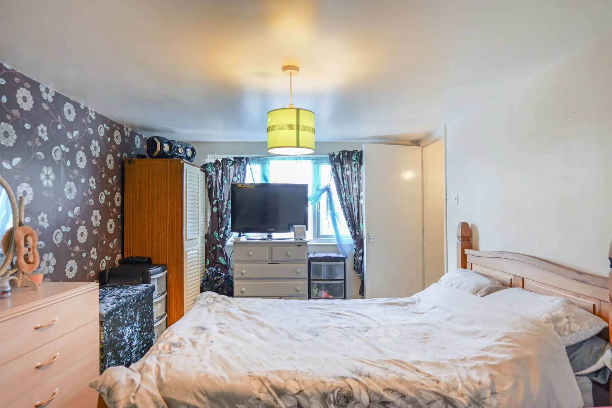property photo 11 of 31