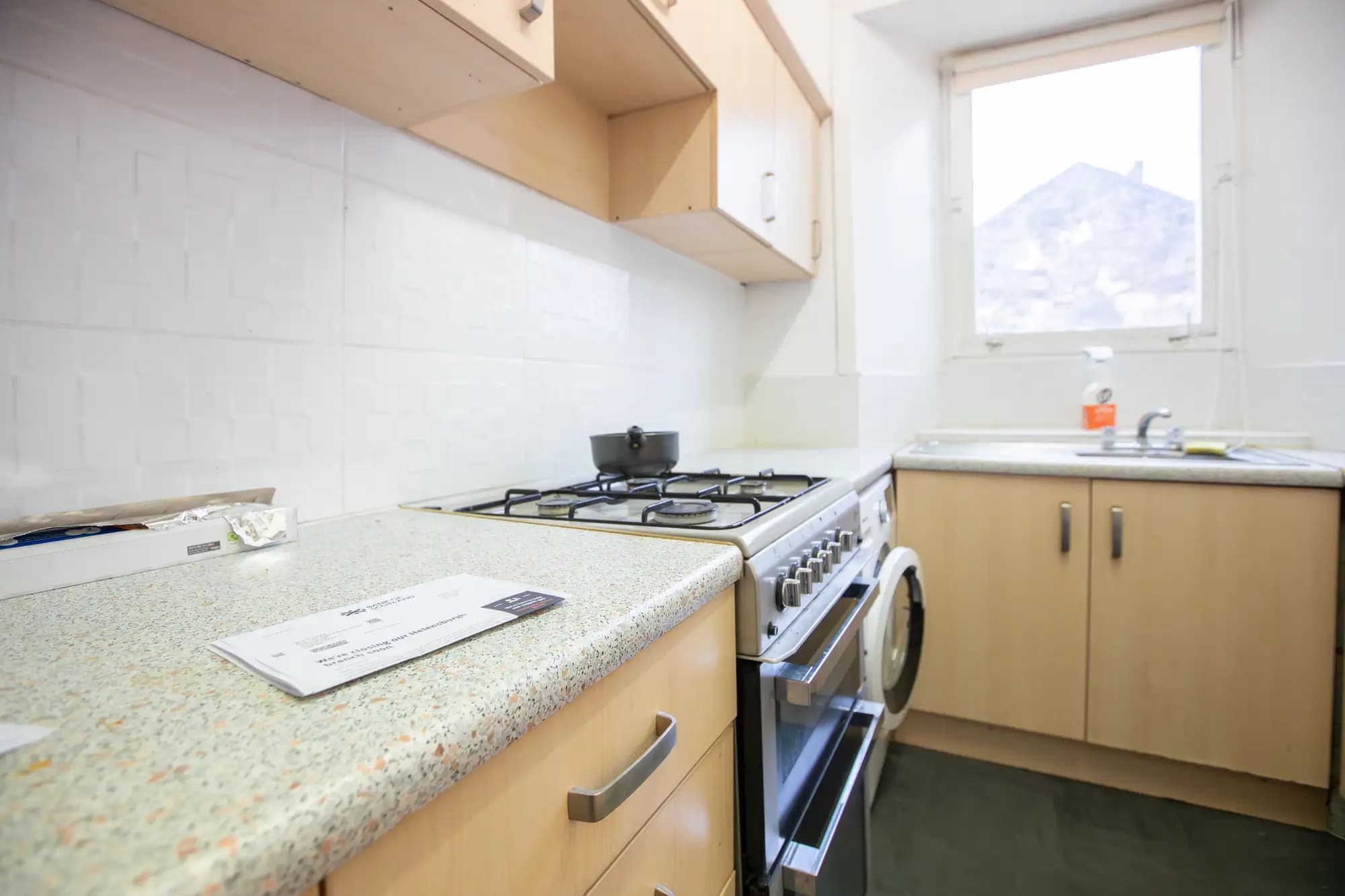 property photo 11 of 22