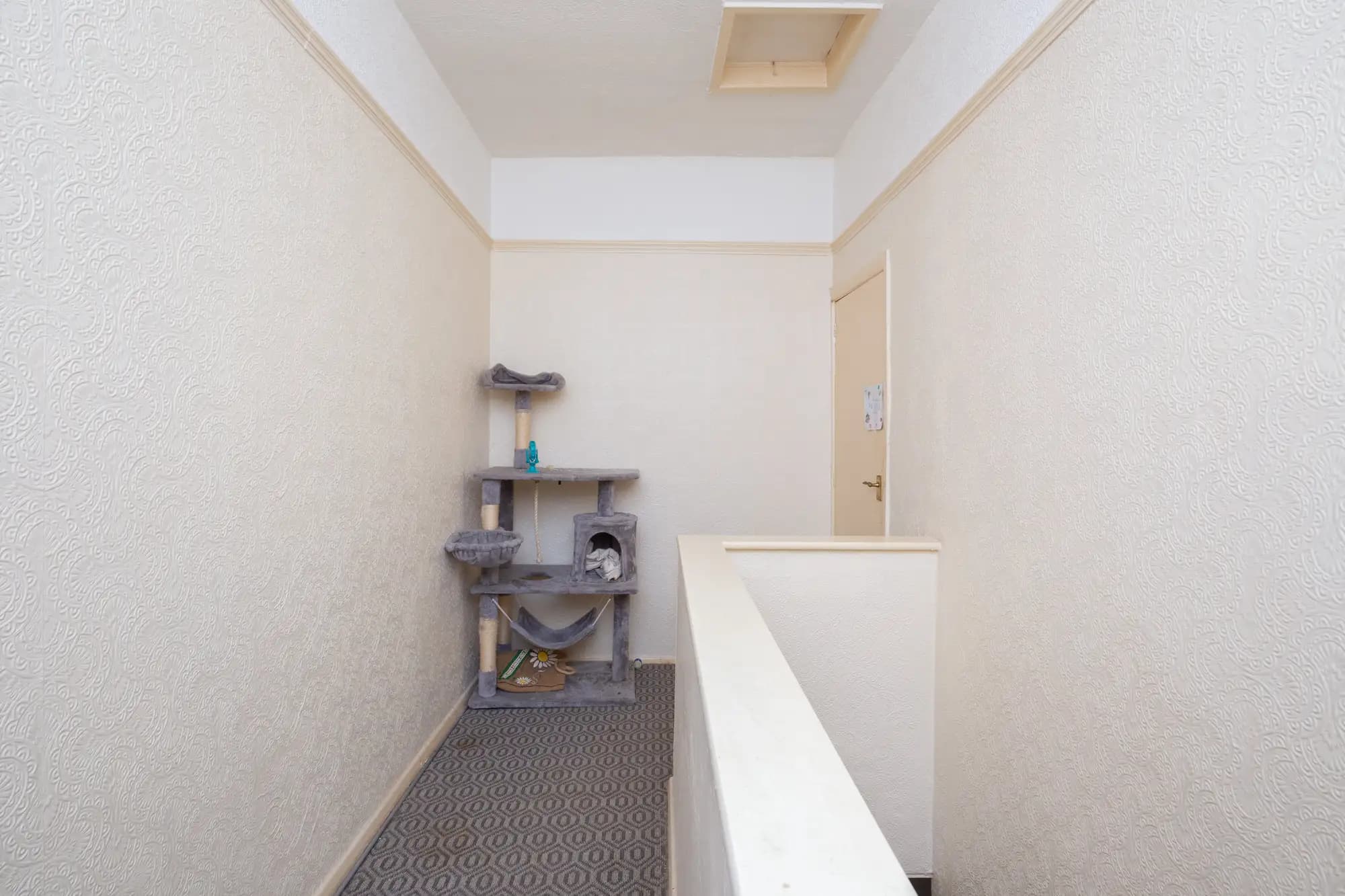 property photo 13 of 22