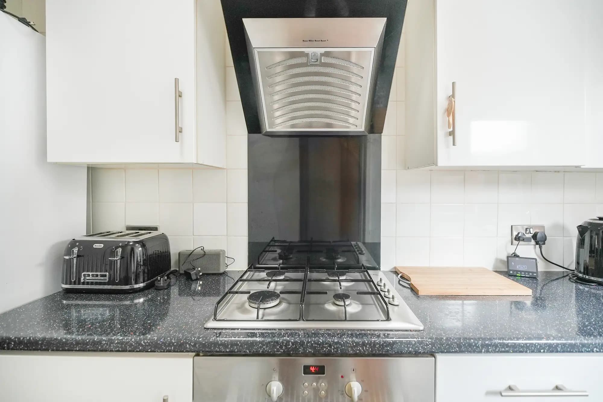 property photo 10 of 28