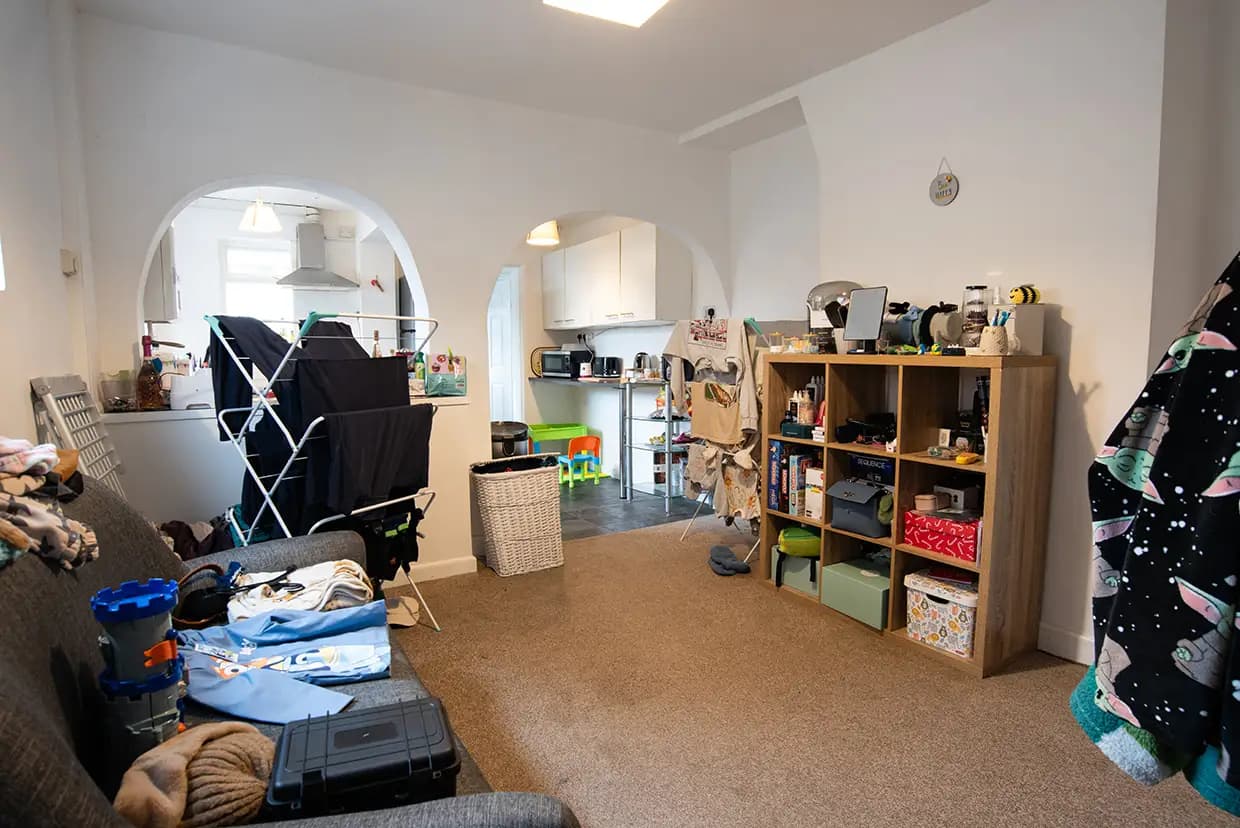 property photo 10 of 25
