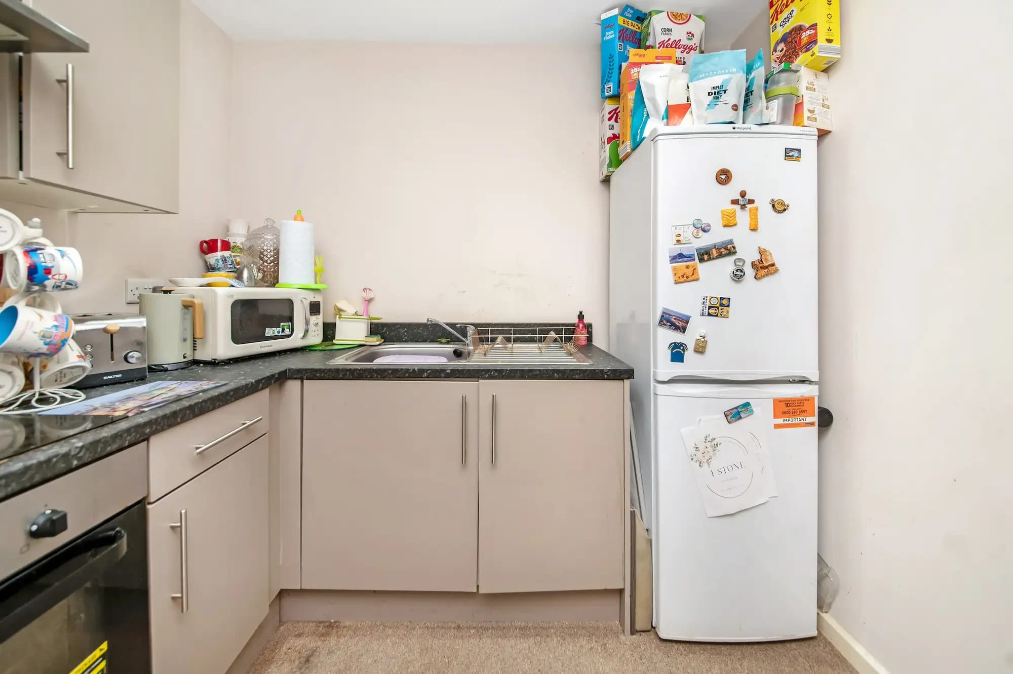 property photo 7 of 18