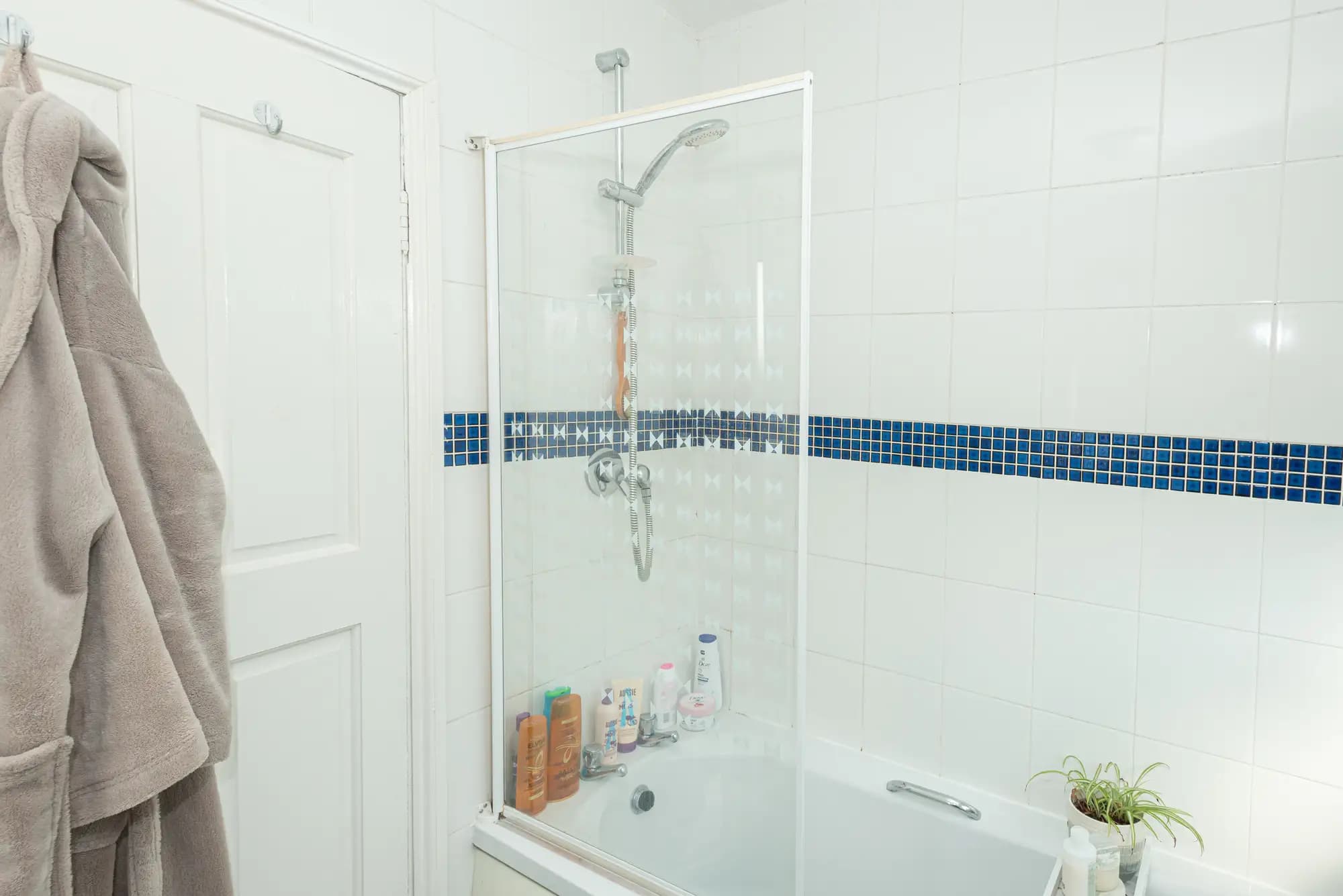 property photo 13 of 25