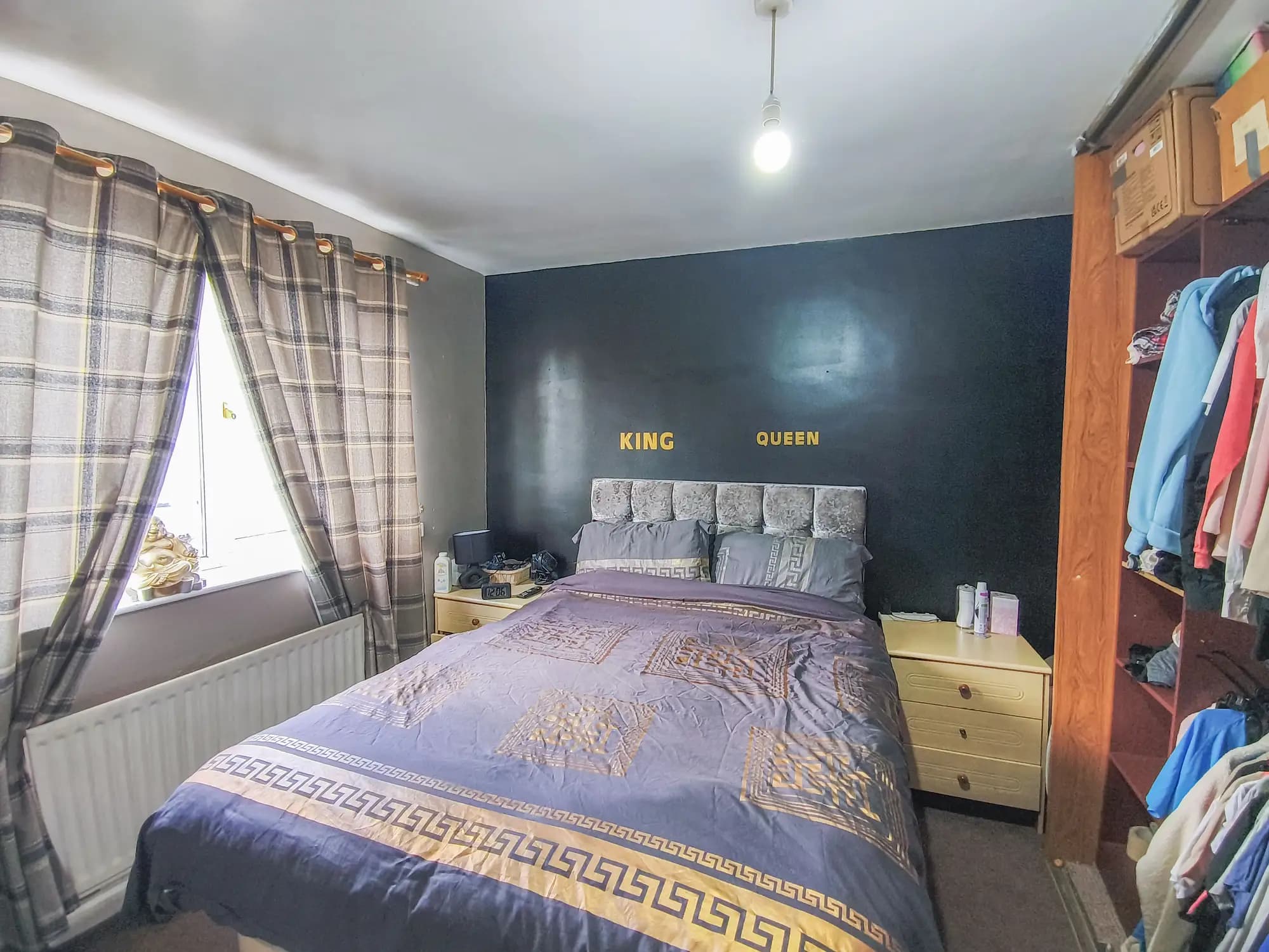 property photo 8 of 18