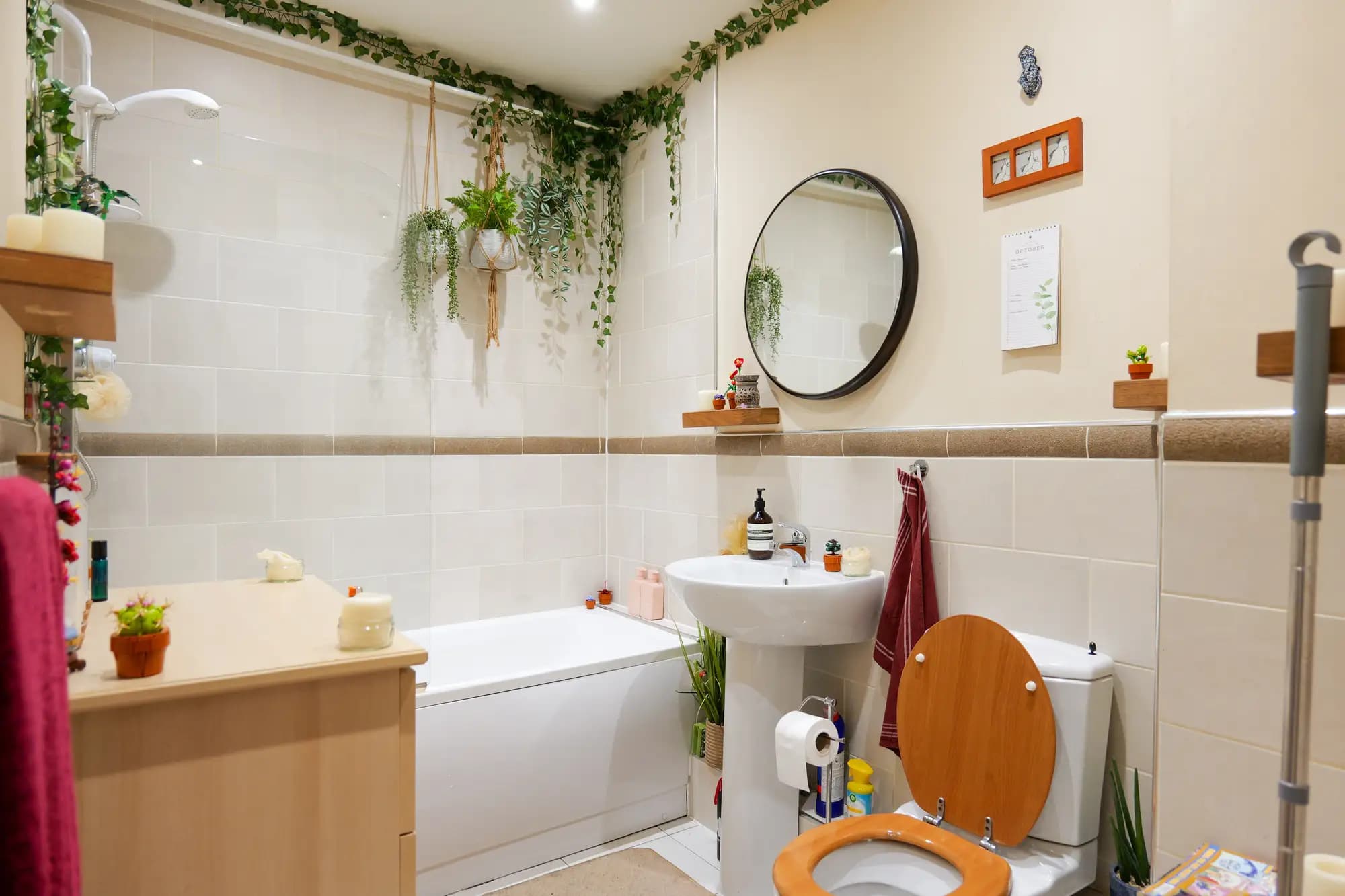 property photo 7 of 17