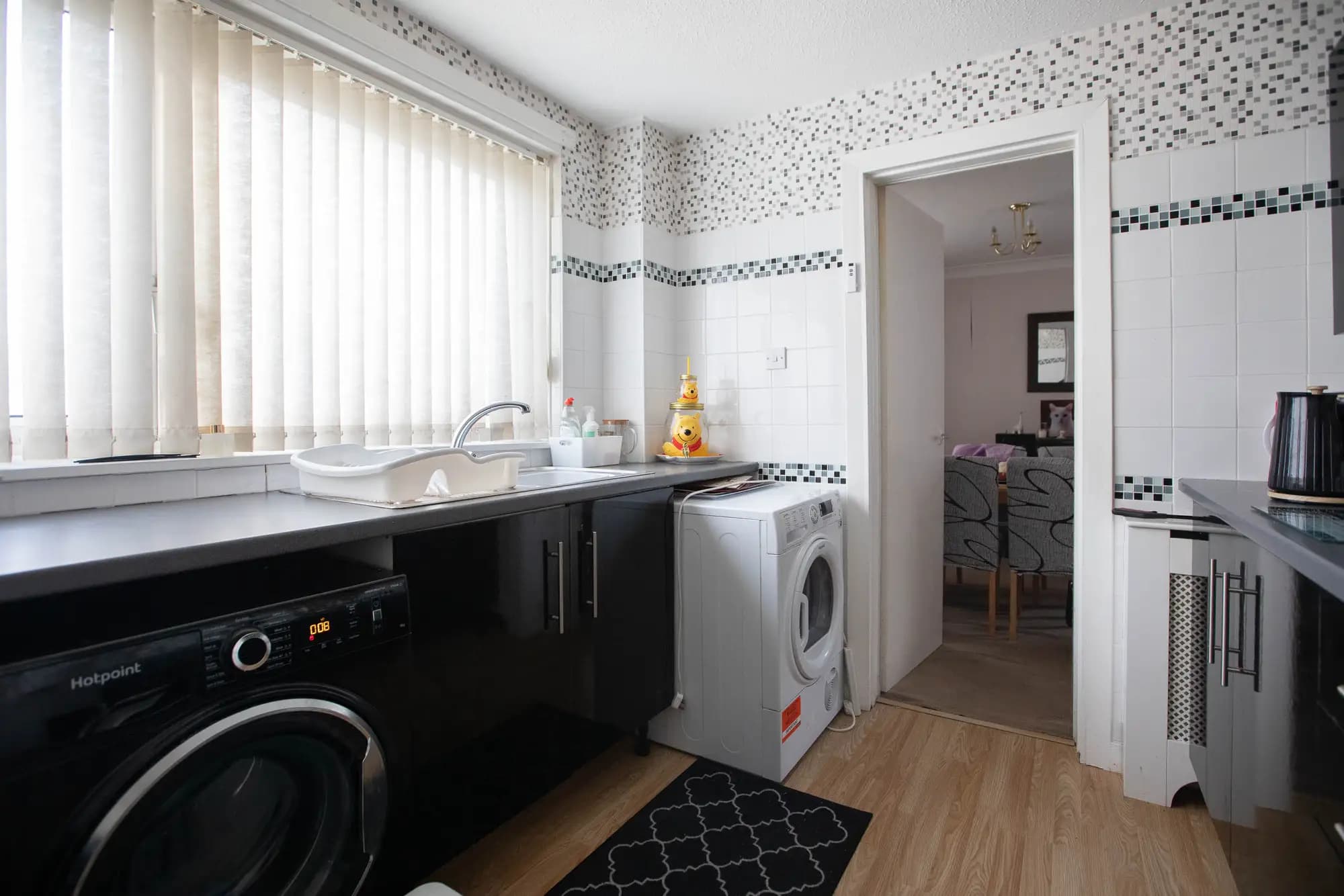 property photo 12 of 33