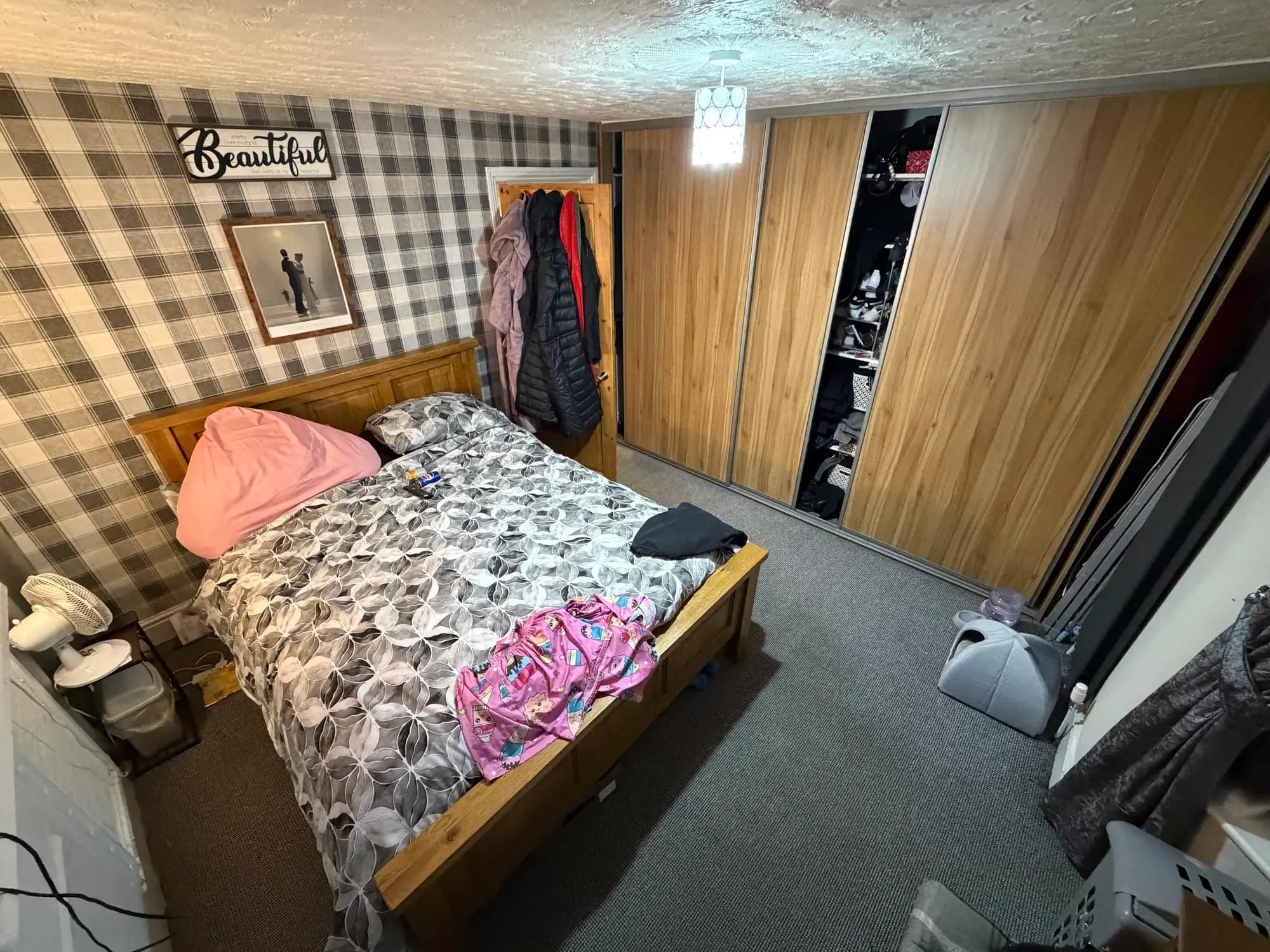 property photo 15 of 31