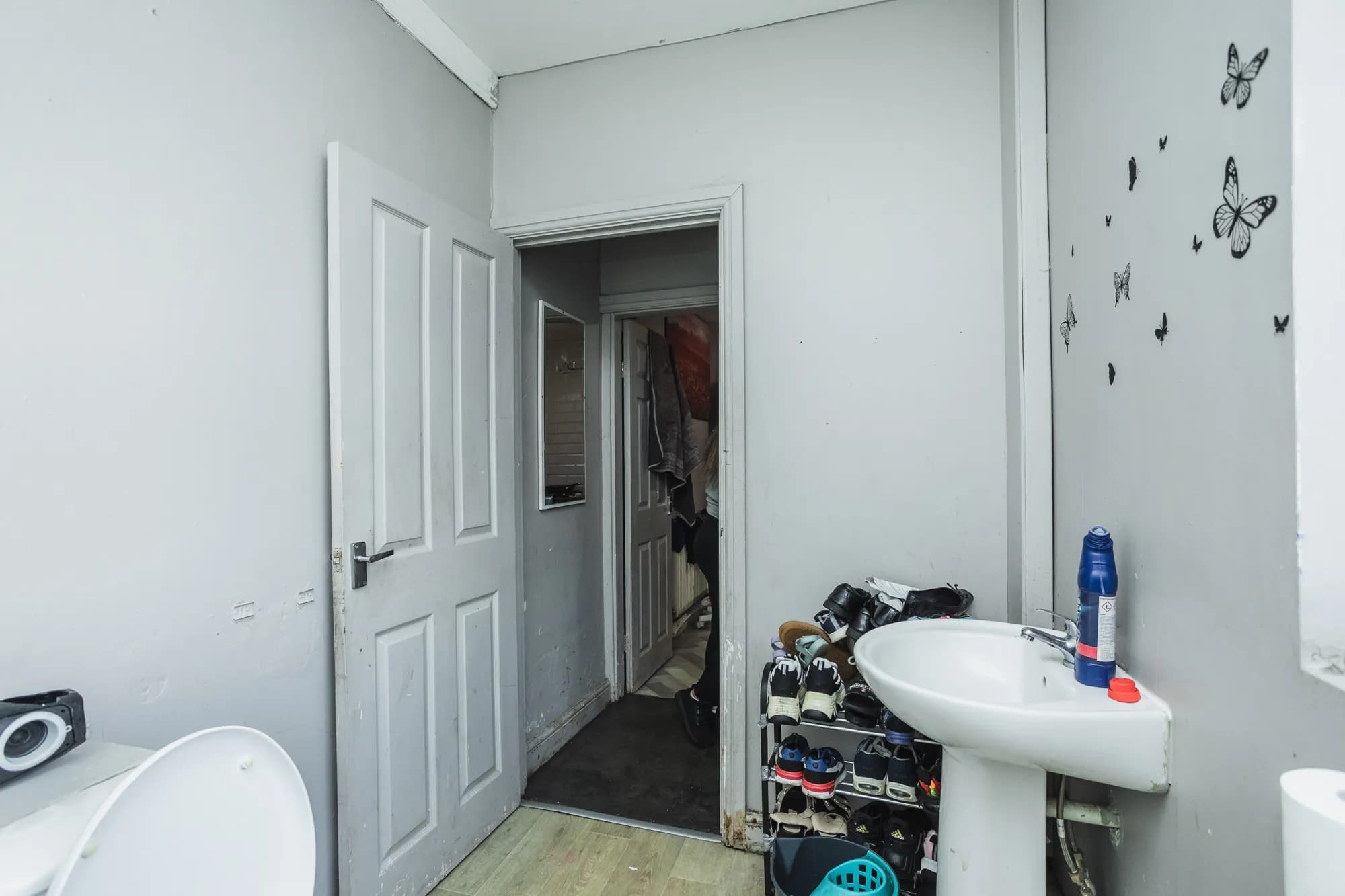 property photo 9 of 24