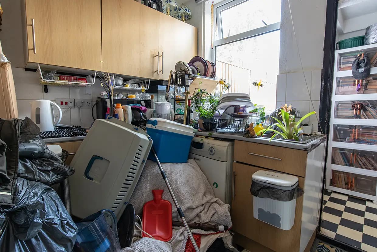 property photo 4 of 18