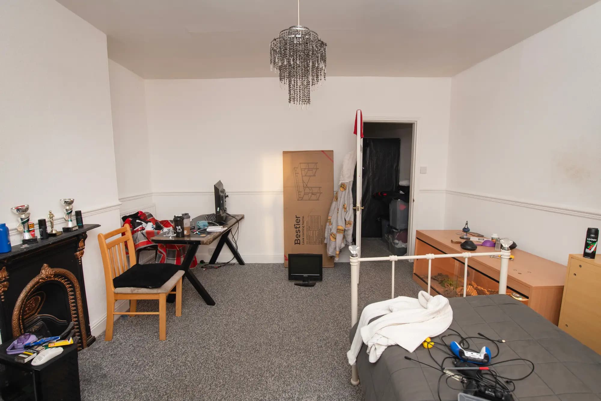 property photo 14 of 18