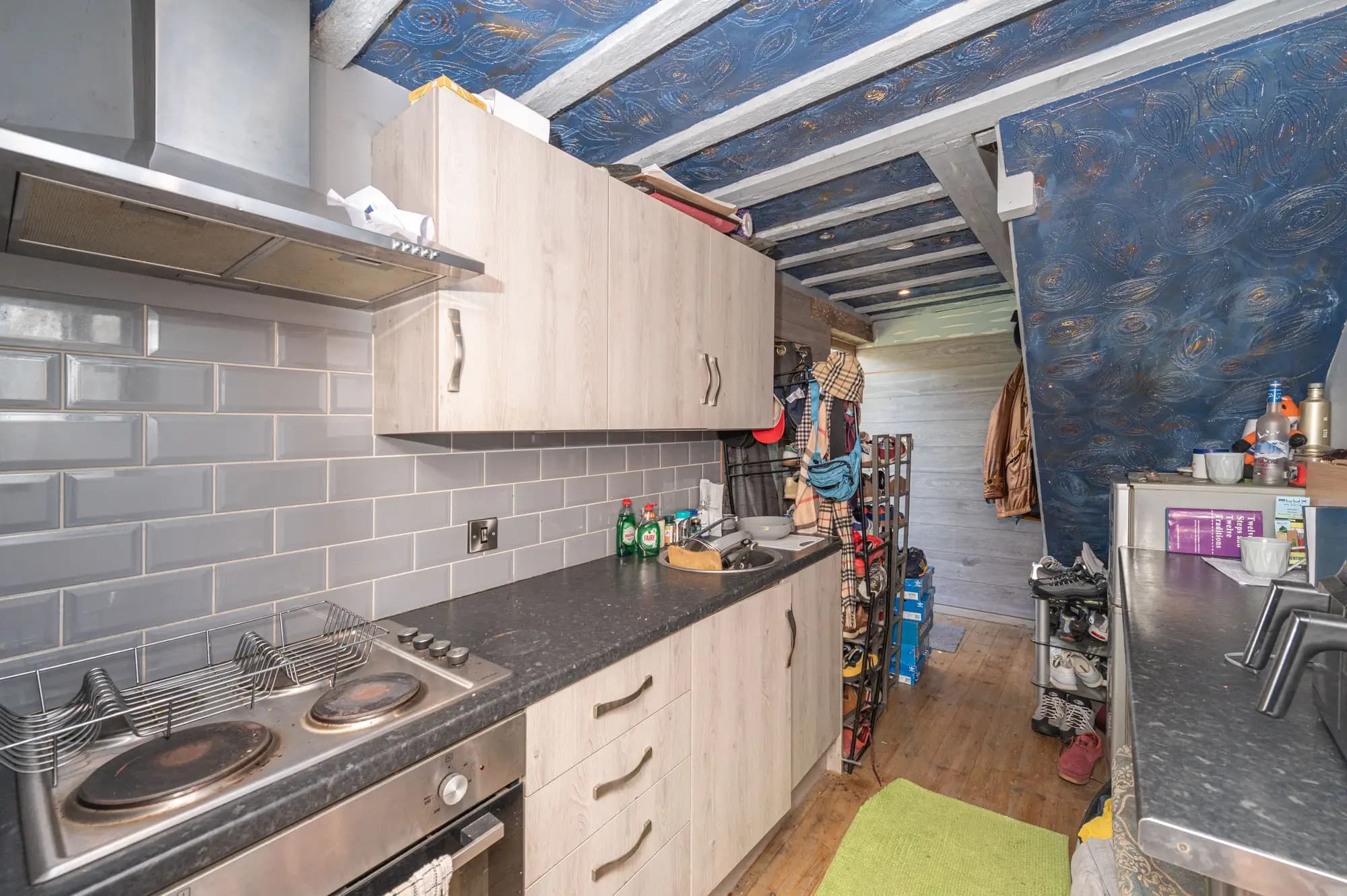 property photo 10 of 23