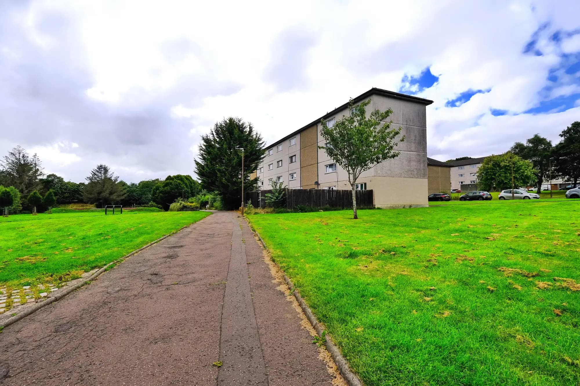 property photo 31 of 32