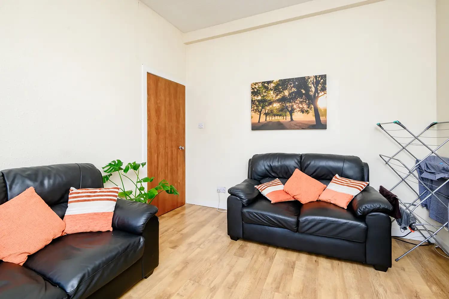 property photo 4 of 13