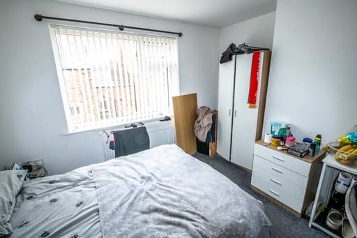 property photo 14 of 30