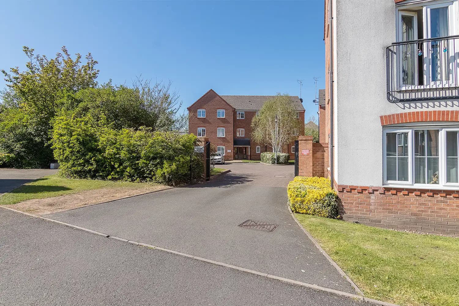 property photo 30 of 34