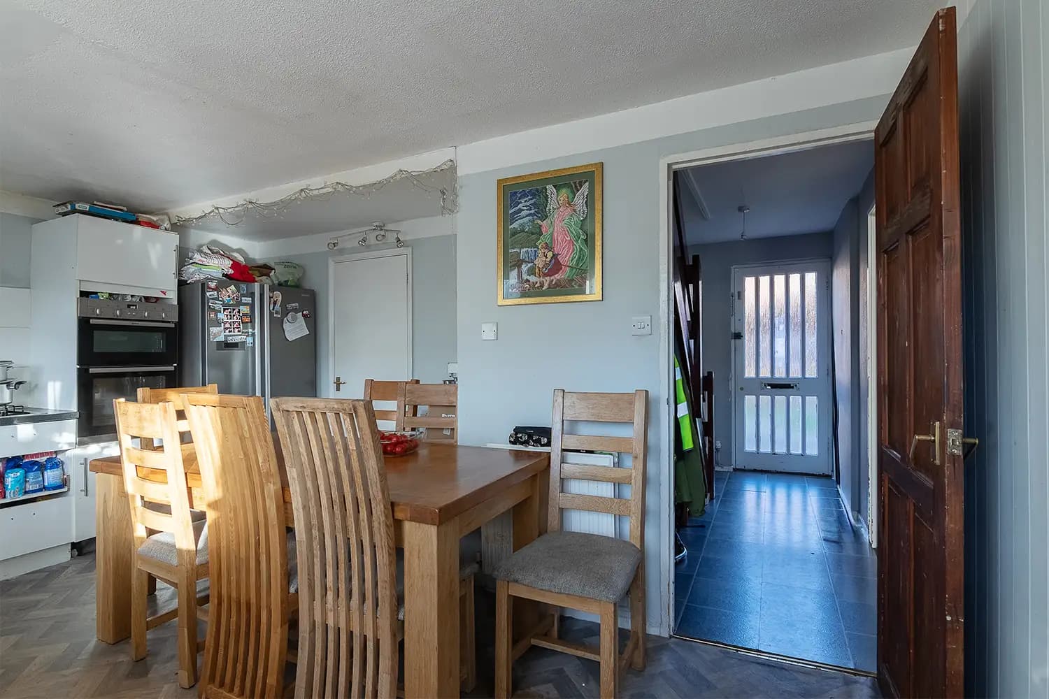 property photo 2 of 25