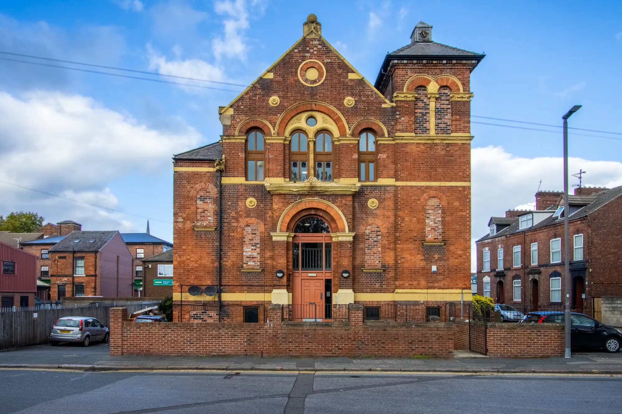 property photo 14 of 15