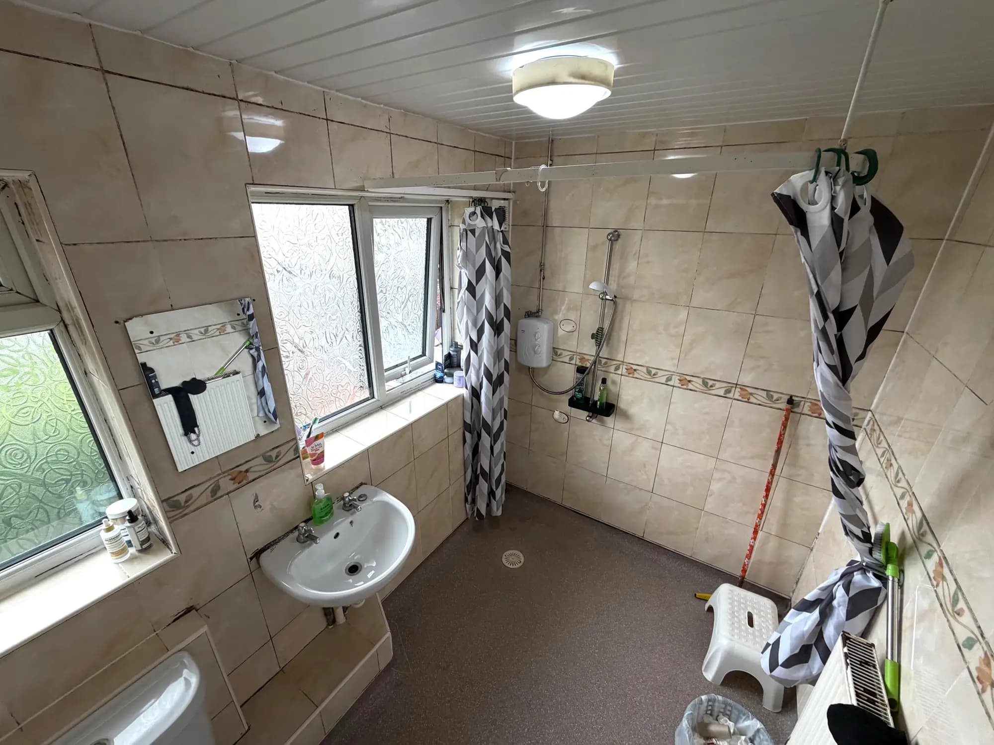 property photo 11 of 35