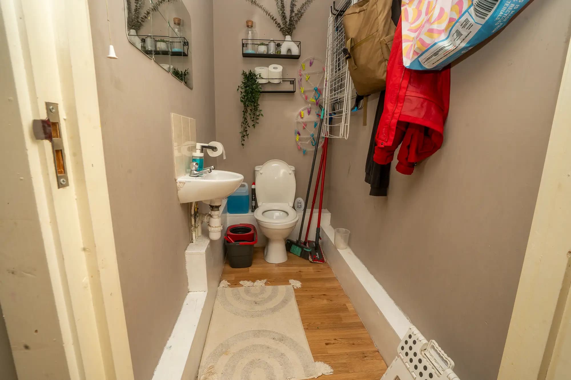 property photo 10 of 19