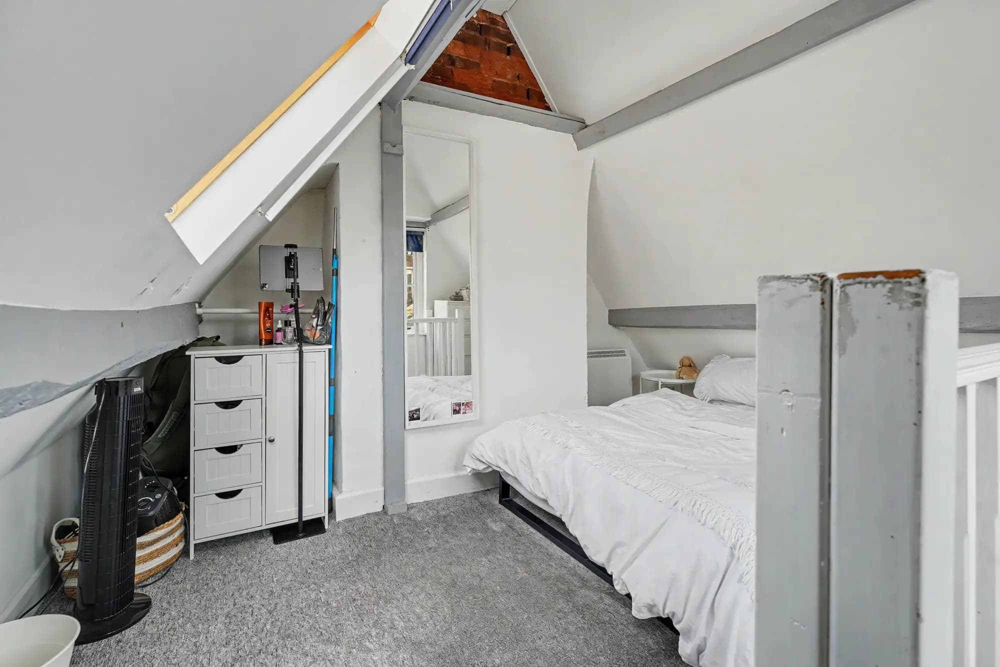 property photo 11 of 13