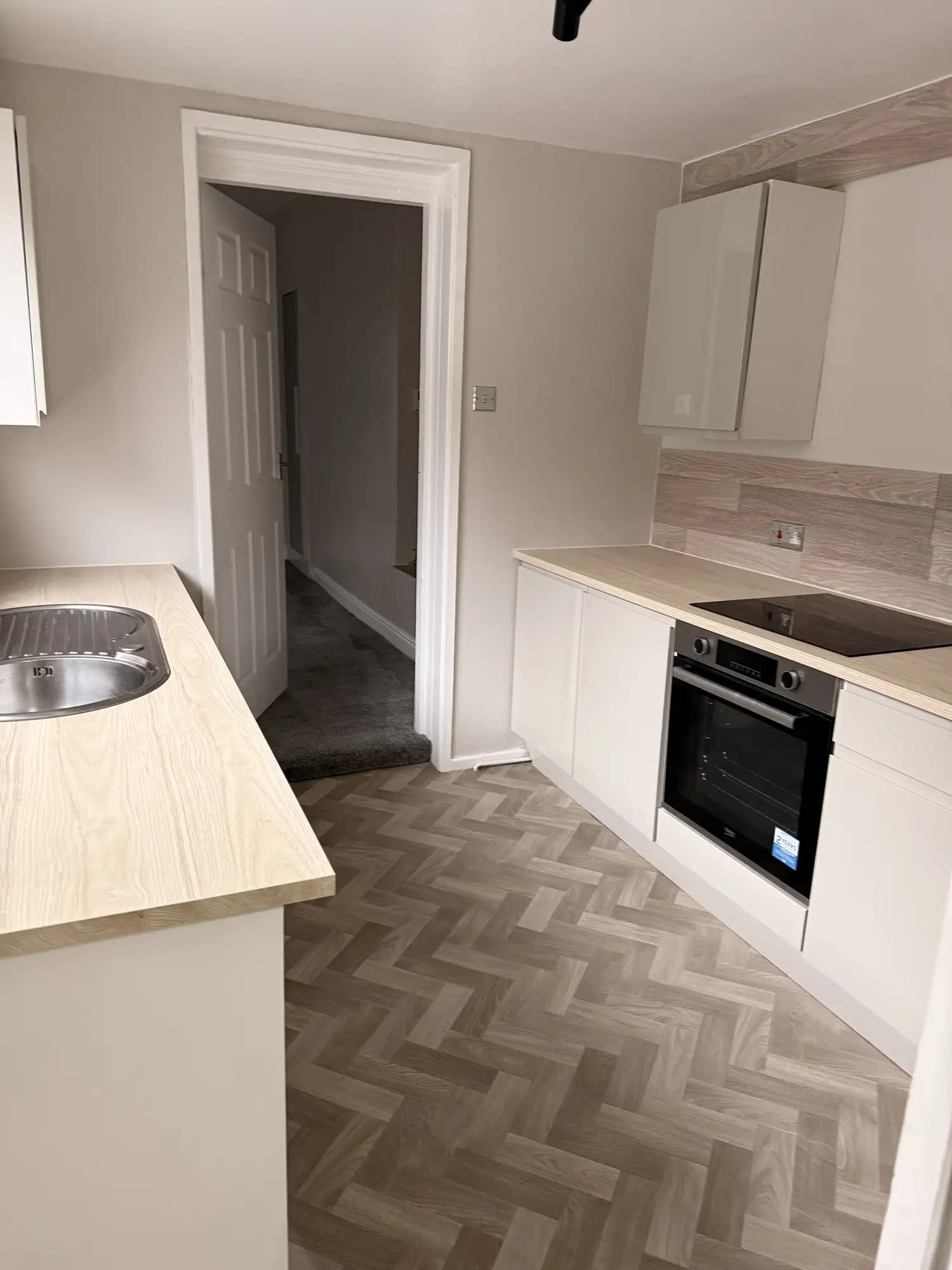 property photo 5 of 21