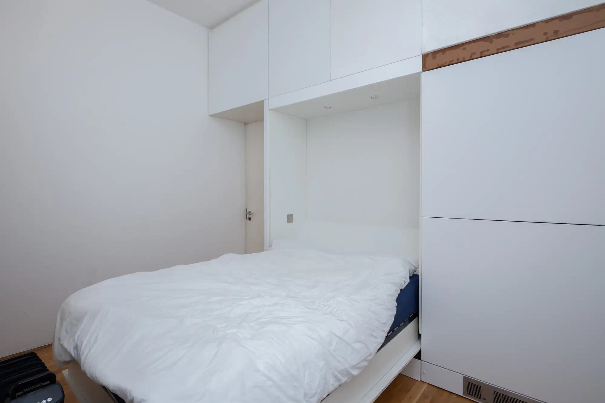 property photo 10 of 20