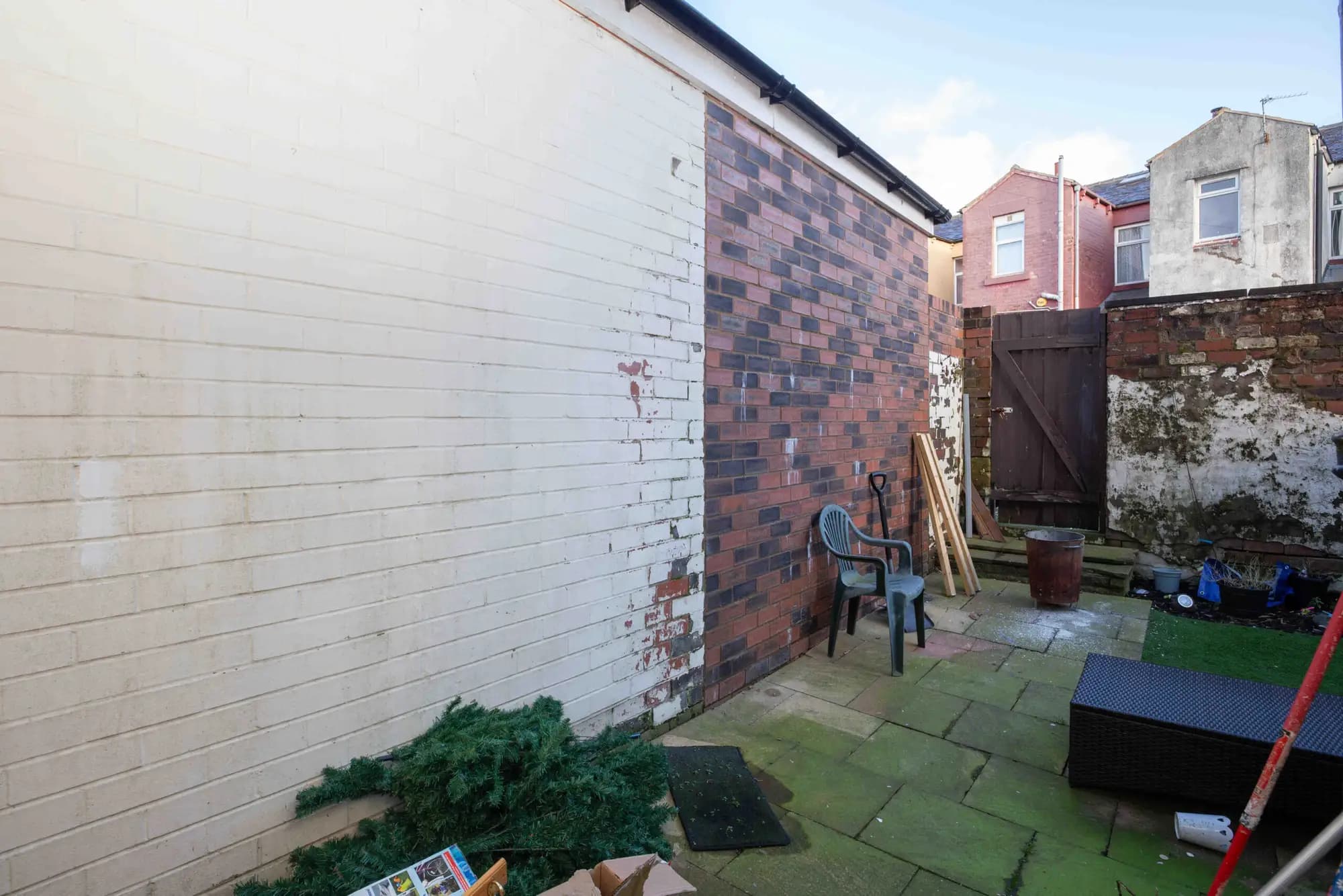 property photo 14 of 17