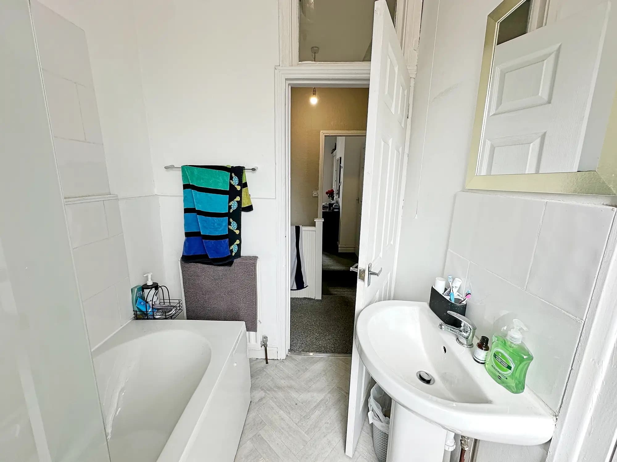 property photo 11 of 26