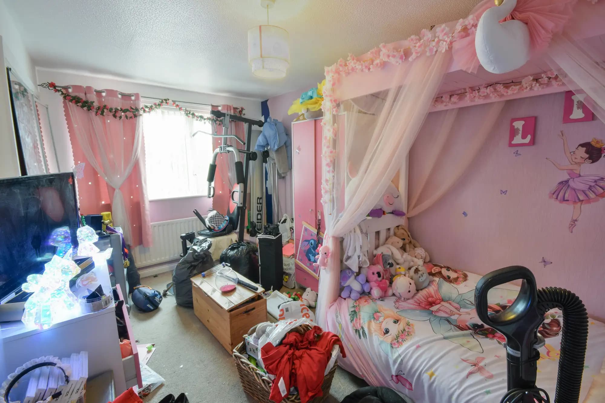 property photo 18 of 23