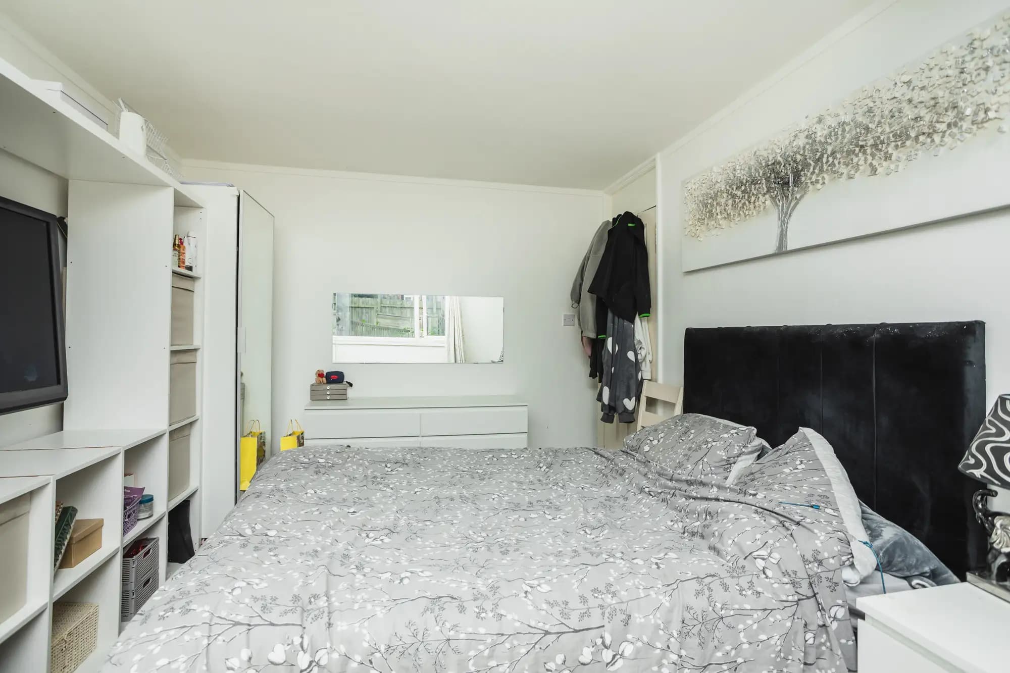 property photo 14 of 30