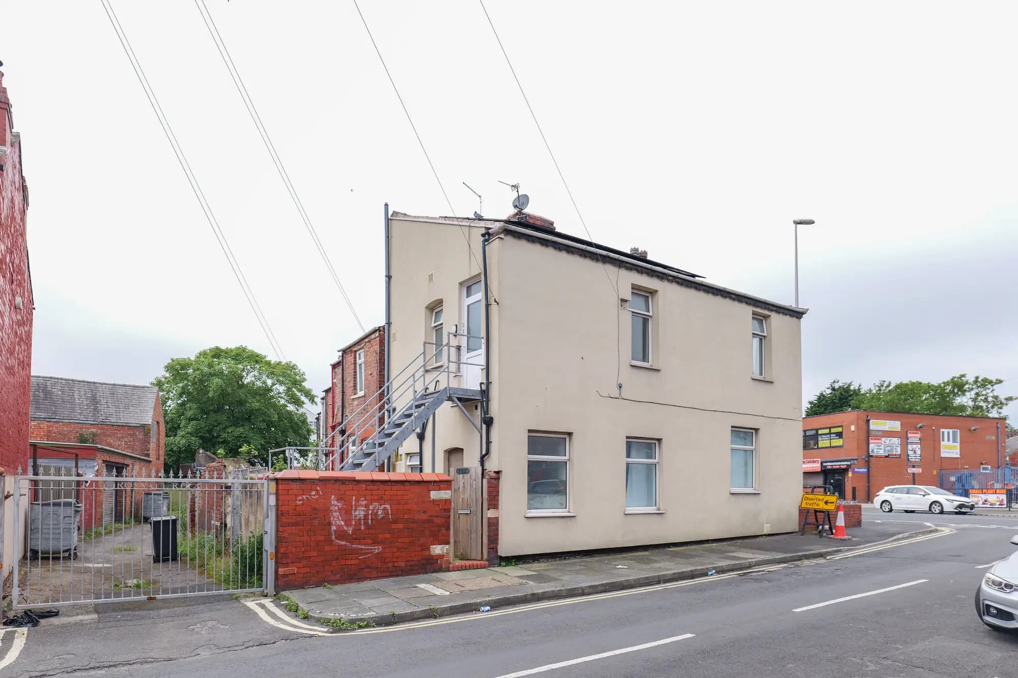property photo 31 of 32